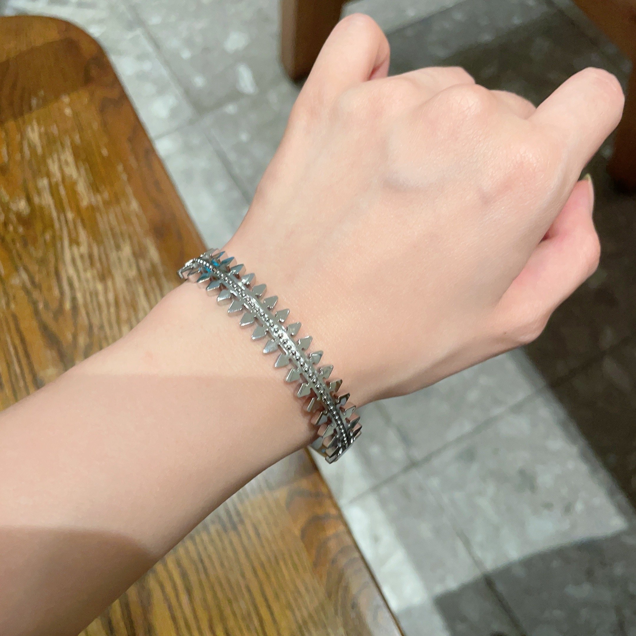 Cartier Clash de Cartier bracelet silver-toned metal 17