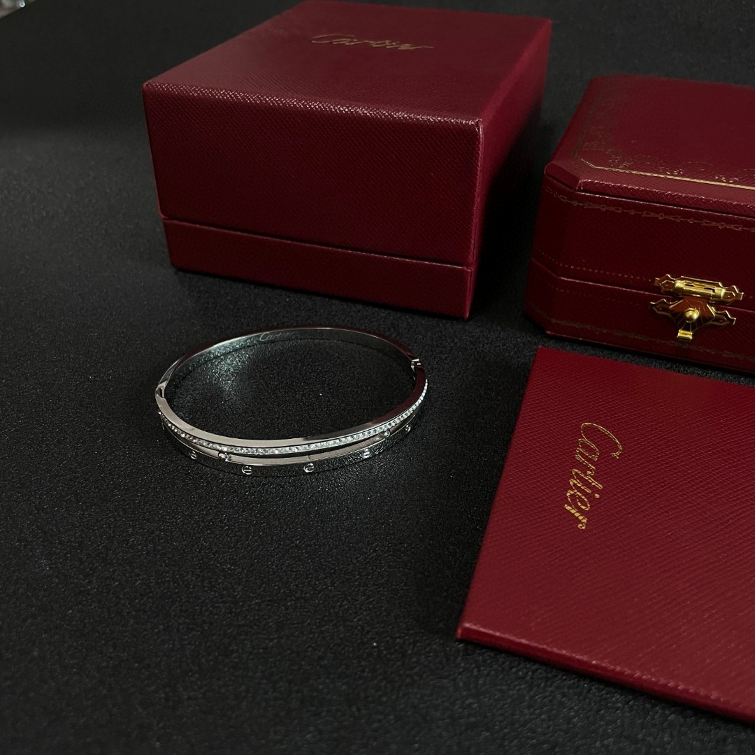 Cartier Love bracelet silver-toned metal with clear pave diamonds 17