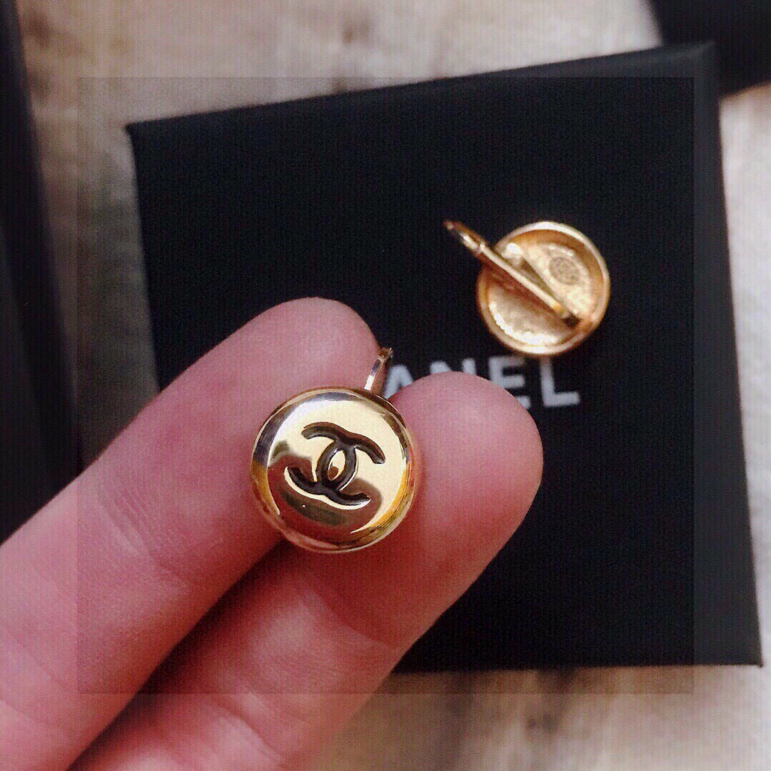 Chanel CC Logo Round Button Stud Earrings earrings gold-tone metal with black enamel CC logo 1 2cm diameter