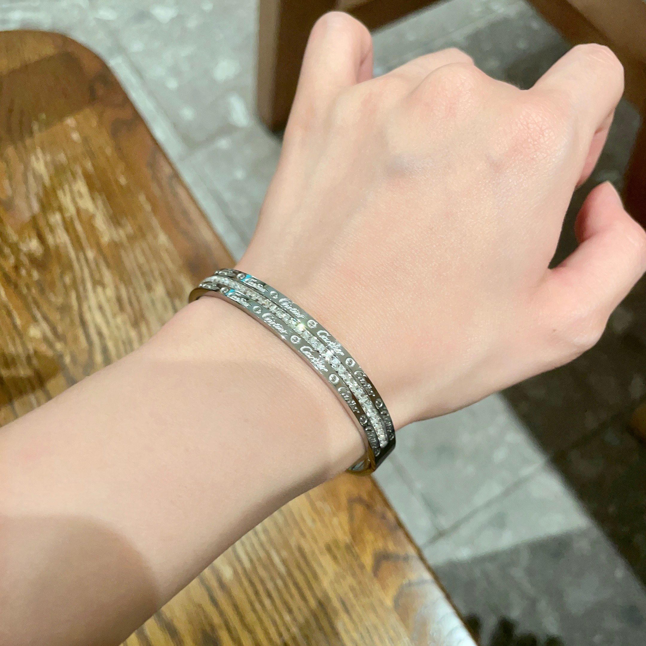 Cartier Love bracelet 18k white gold diamond 17
