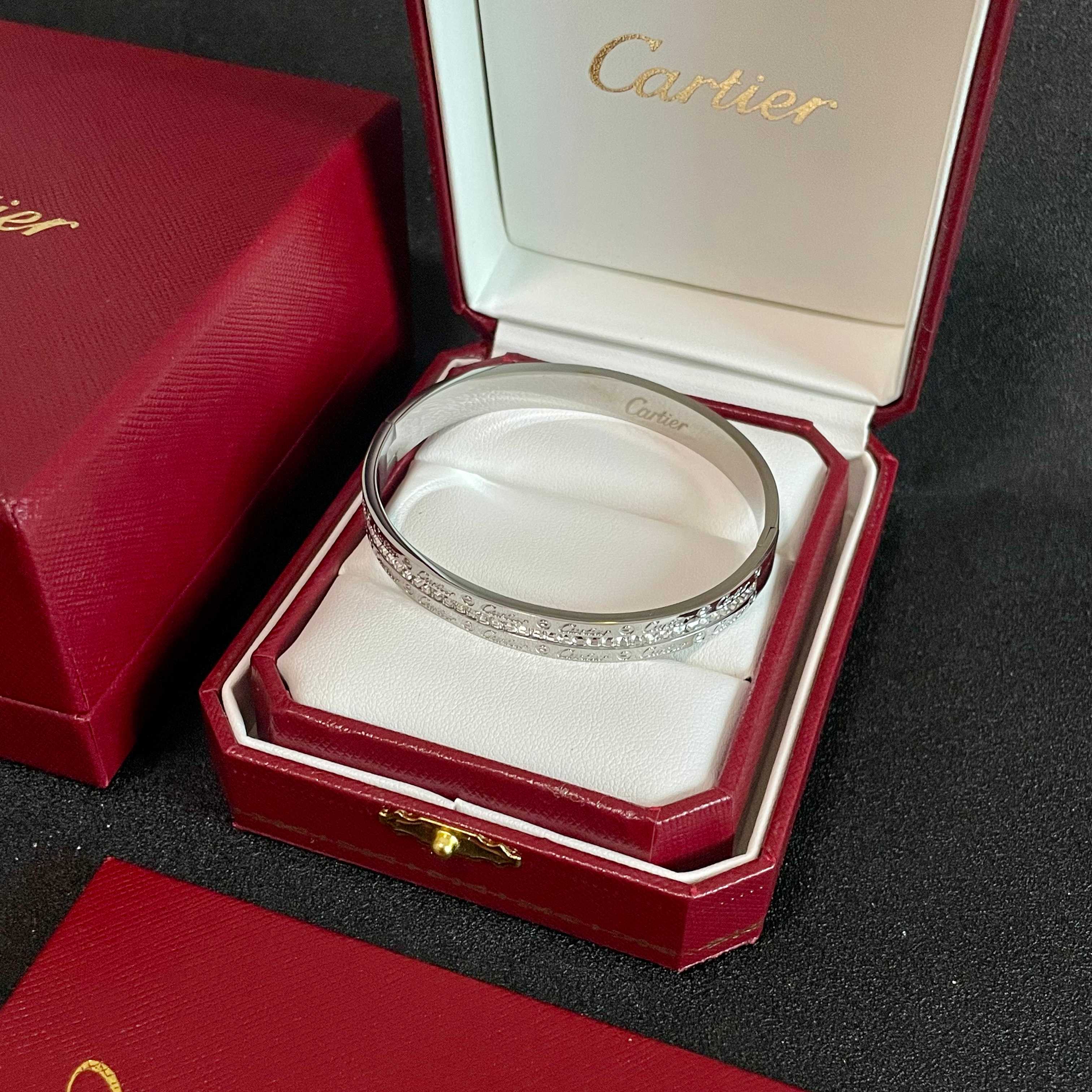 Cartier Love bracelet 18k white gold diamond 17
