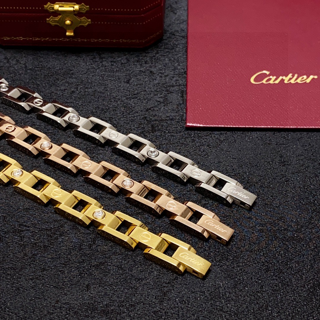 Cartier Santos de Cartier Chain Bracelet bracelet Yellow gold rose gold white gold with clear diamond accents 19CM