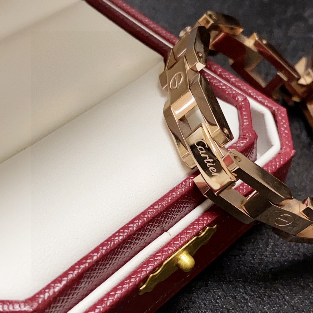 Cartier Santos de Cartier Chain Bracelet bracelet Yellow gold rose gold white gold with clear diamond accents 19CM