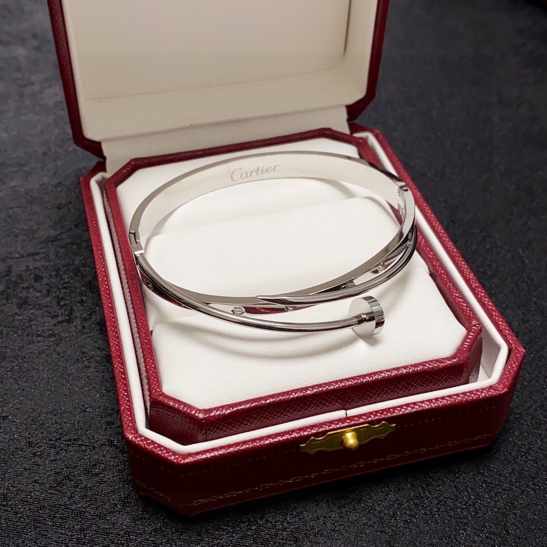 Cartier Juste un Clou bracelet 18k white gold with clear diamond accents 17