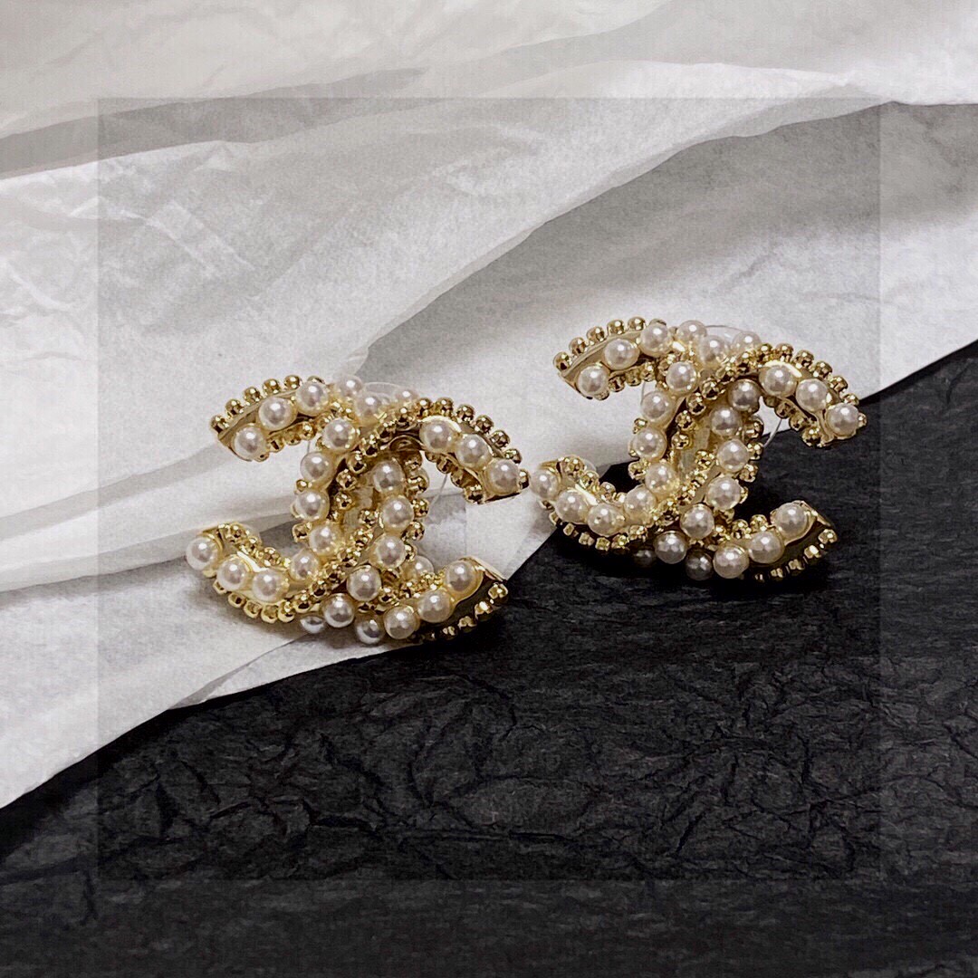 Chanel CC Logo Pearl Stud Earrings earrings gold-tone metal with white faux pearls 1 5cm width per earring