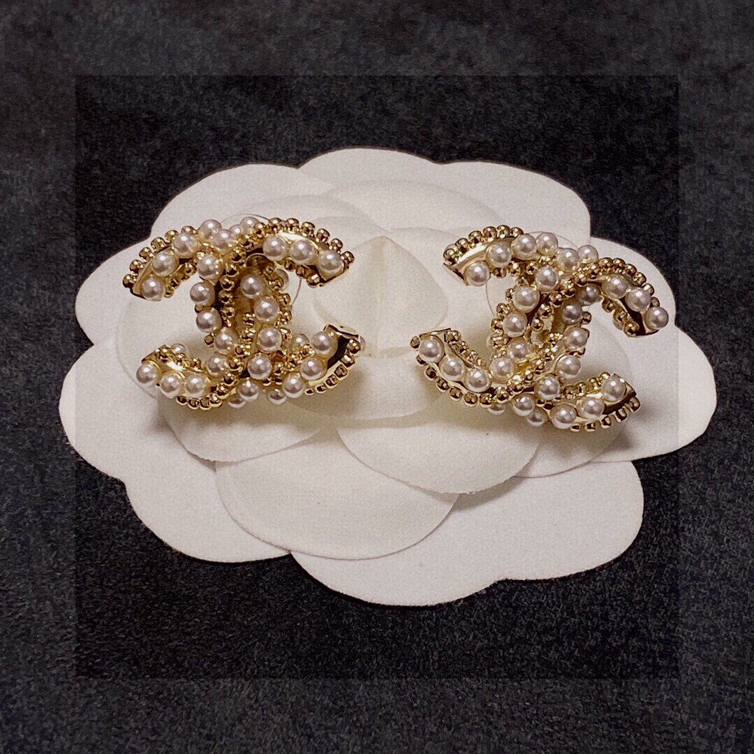 Chanel CC Logo Pearl Stud Earrings earrings gold-tone metal with white faux pearls 1 5cm width per earring
