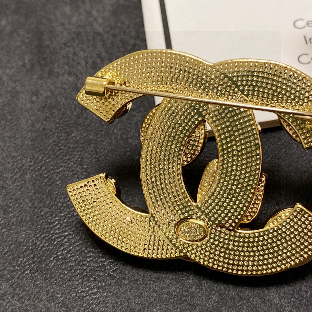 Chanel CC Logo Multicolor Gripoix Brooch brooch Gold-tone metal with multicolor resin stones black green turquoise coral pink ruby red clear crystals and white faux pearl 3 5cm width