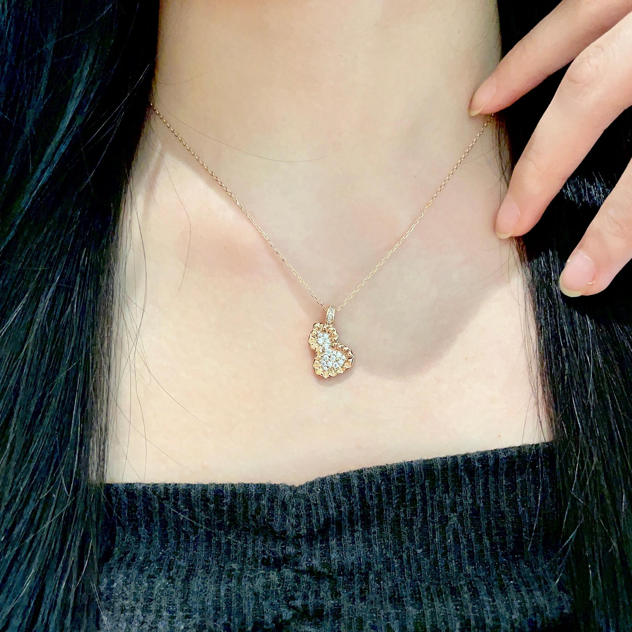 Qeelin Wulu Gourd necklace 18K rose gold clear diamond 42cm