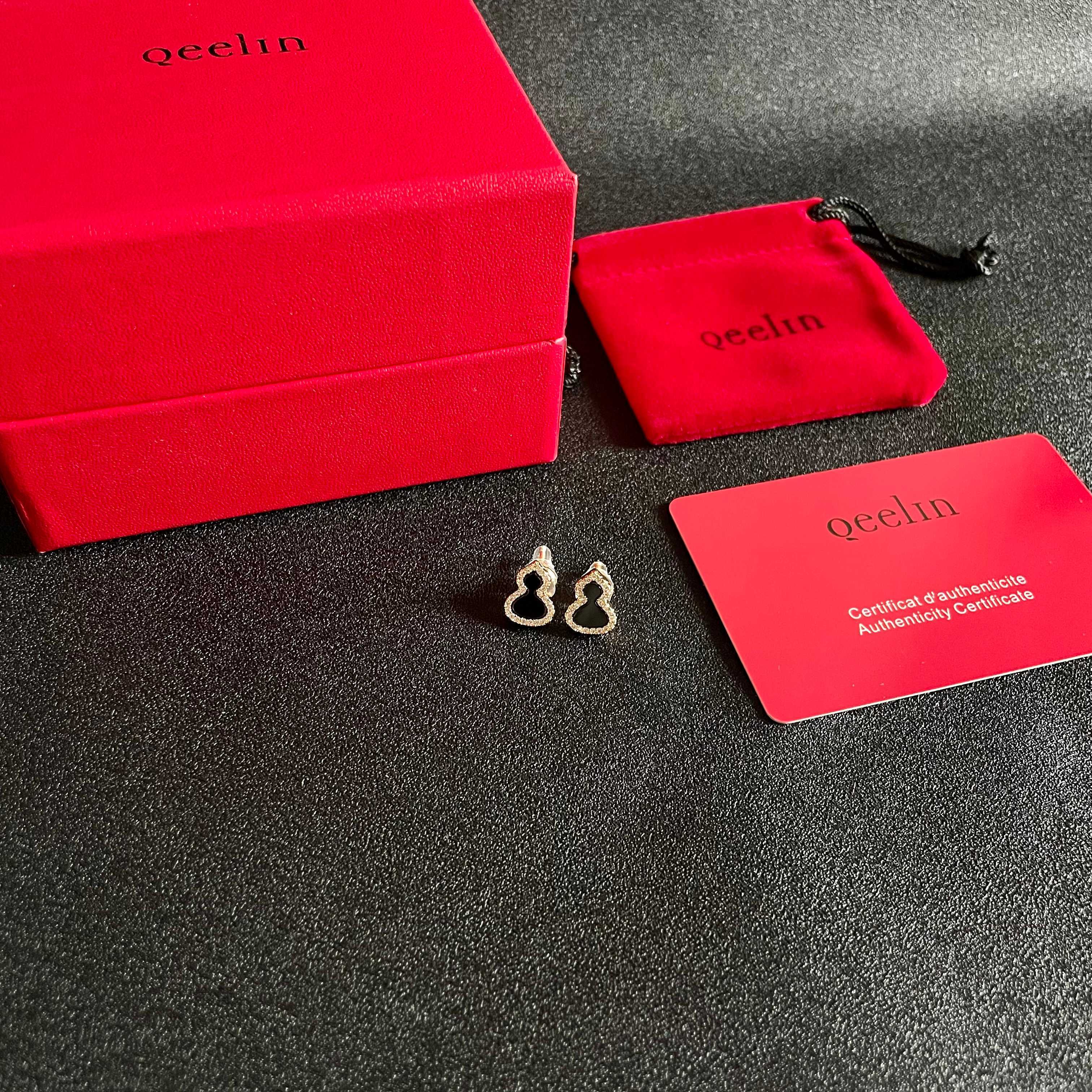 Qeelin Wulu earrings 18k rose gold with black onyx and diamond accents mini stud