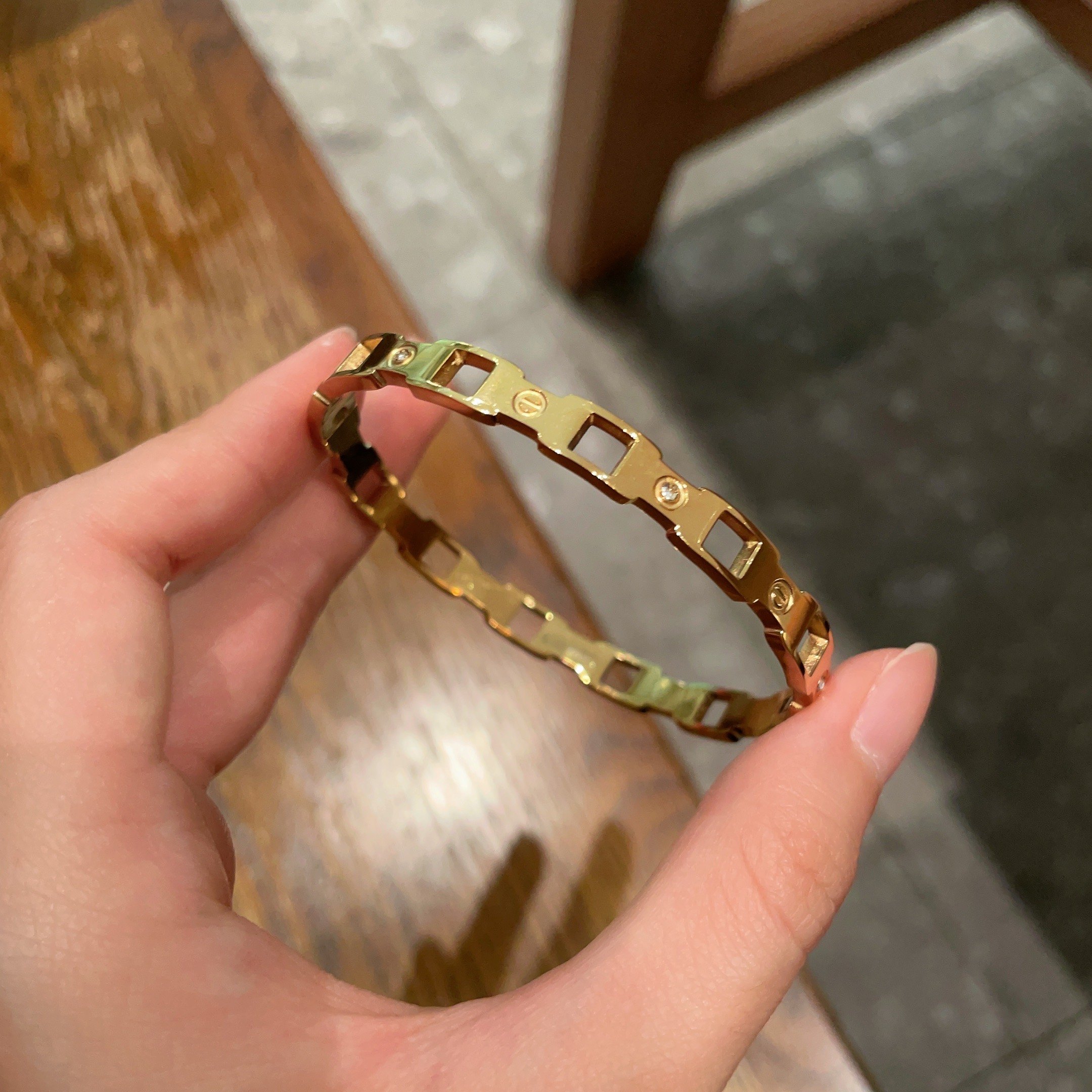 Cartier Maillon de Cartier bracelet 18k yellow gold clear diamond accents 17cm