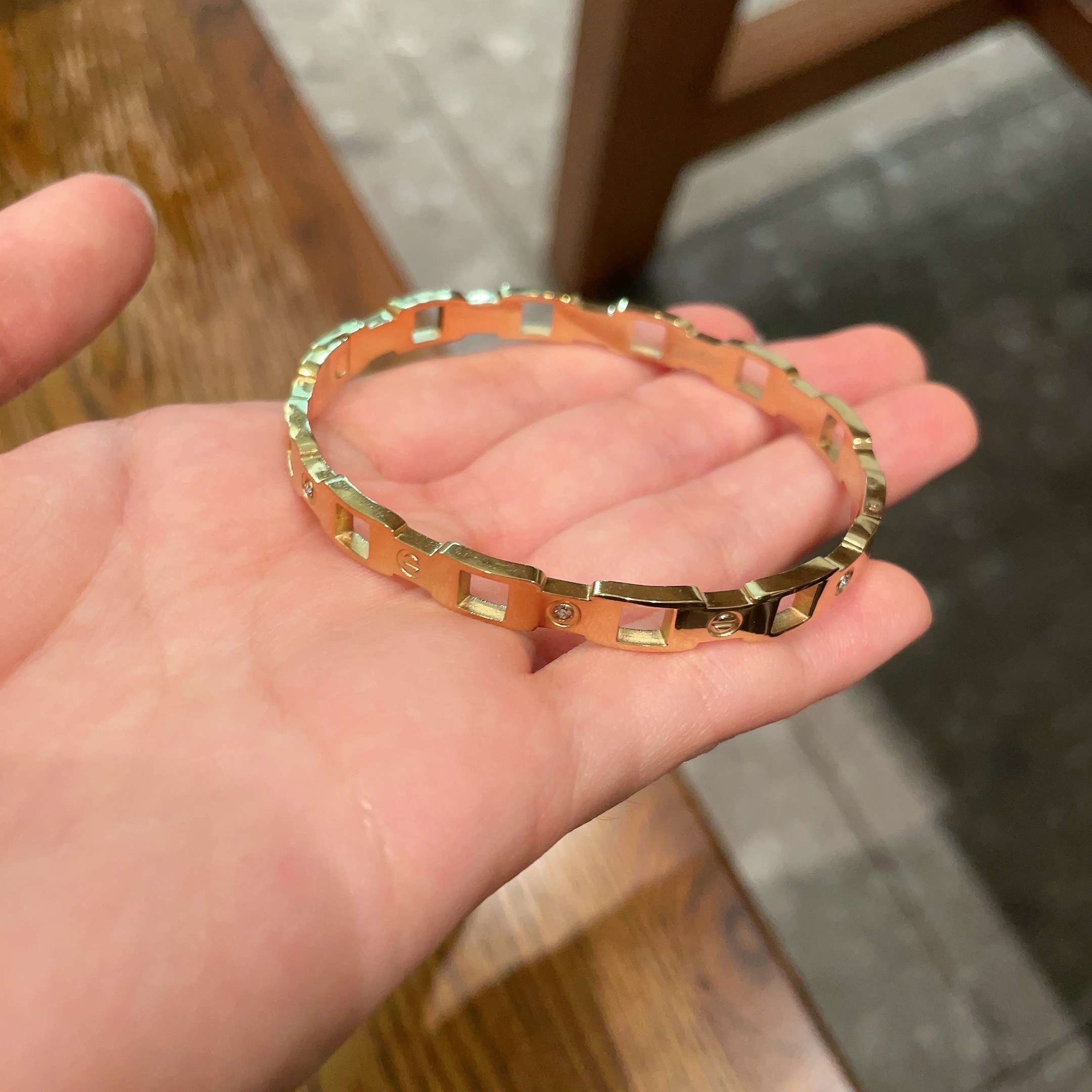 Cartier Maillon de Cartier bracelet 18k yellow gold clear diamond accents 17cm