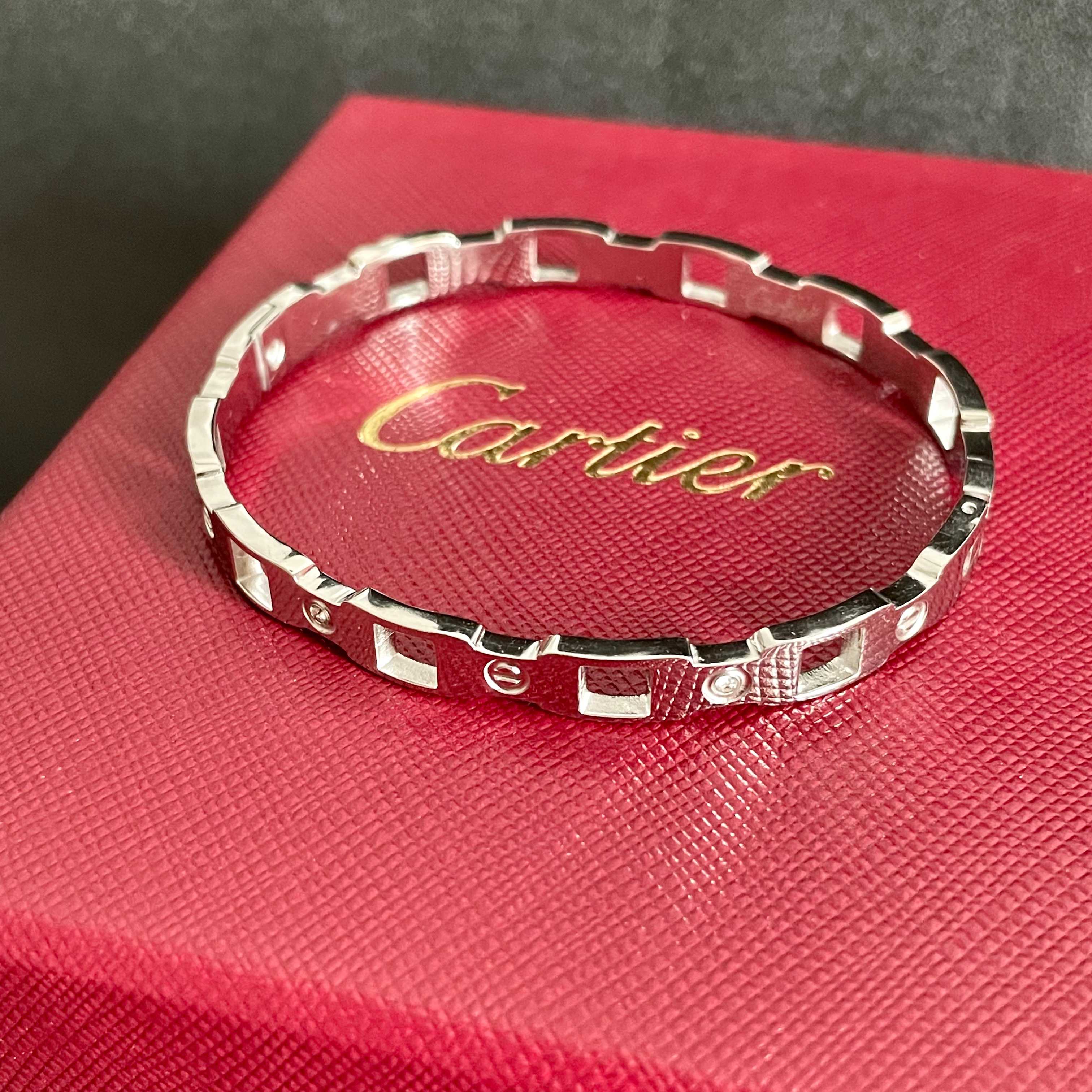 Cartier Maillon Panthere bracelet Silver-toned 18k white gold clear diamond accents 18cm