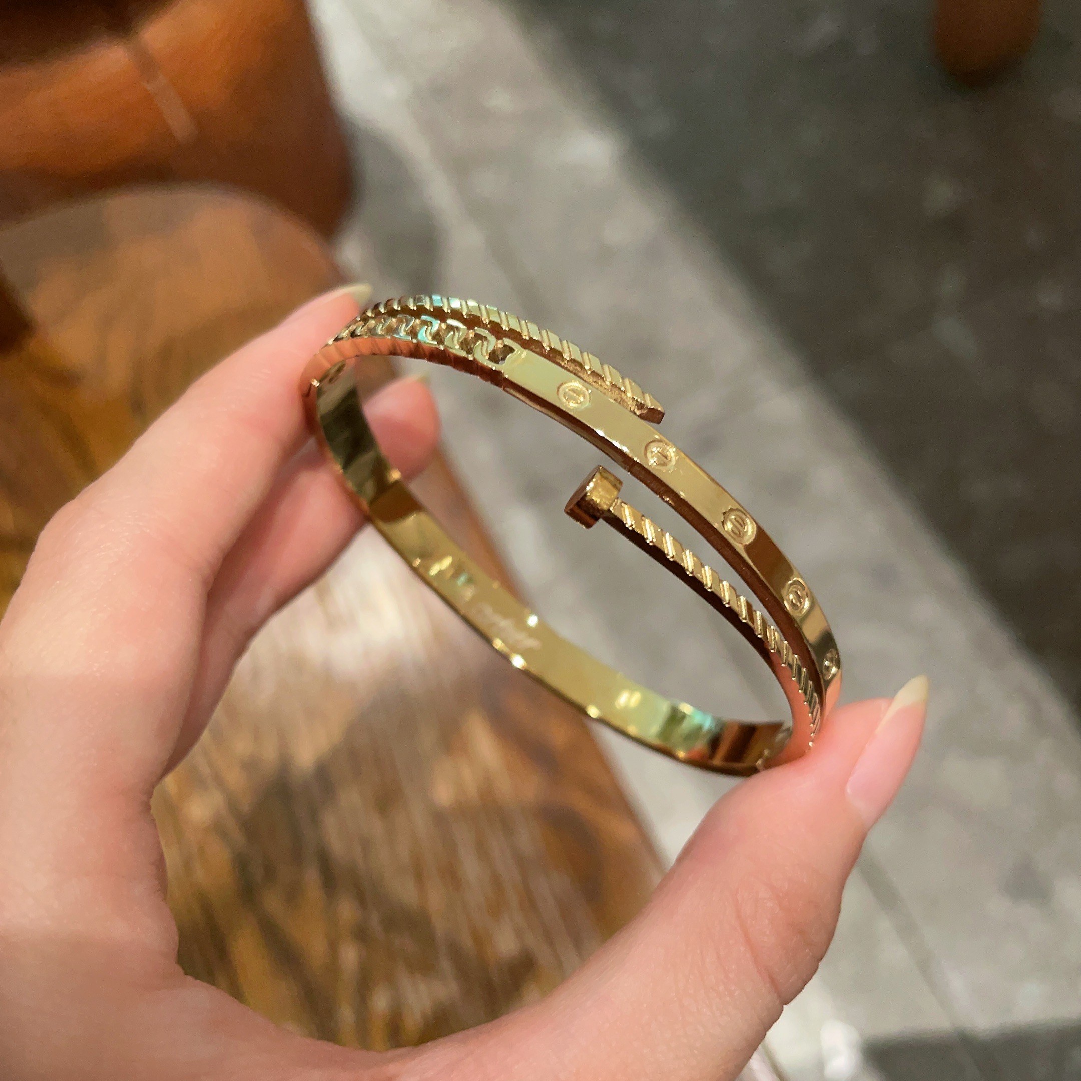 Cartier Juste un Clou bracelet 18k yellow gold 17