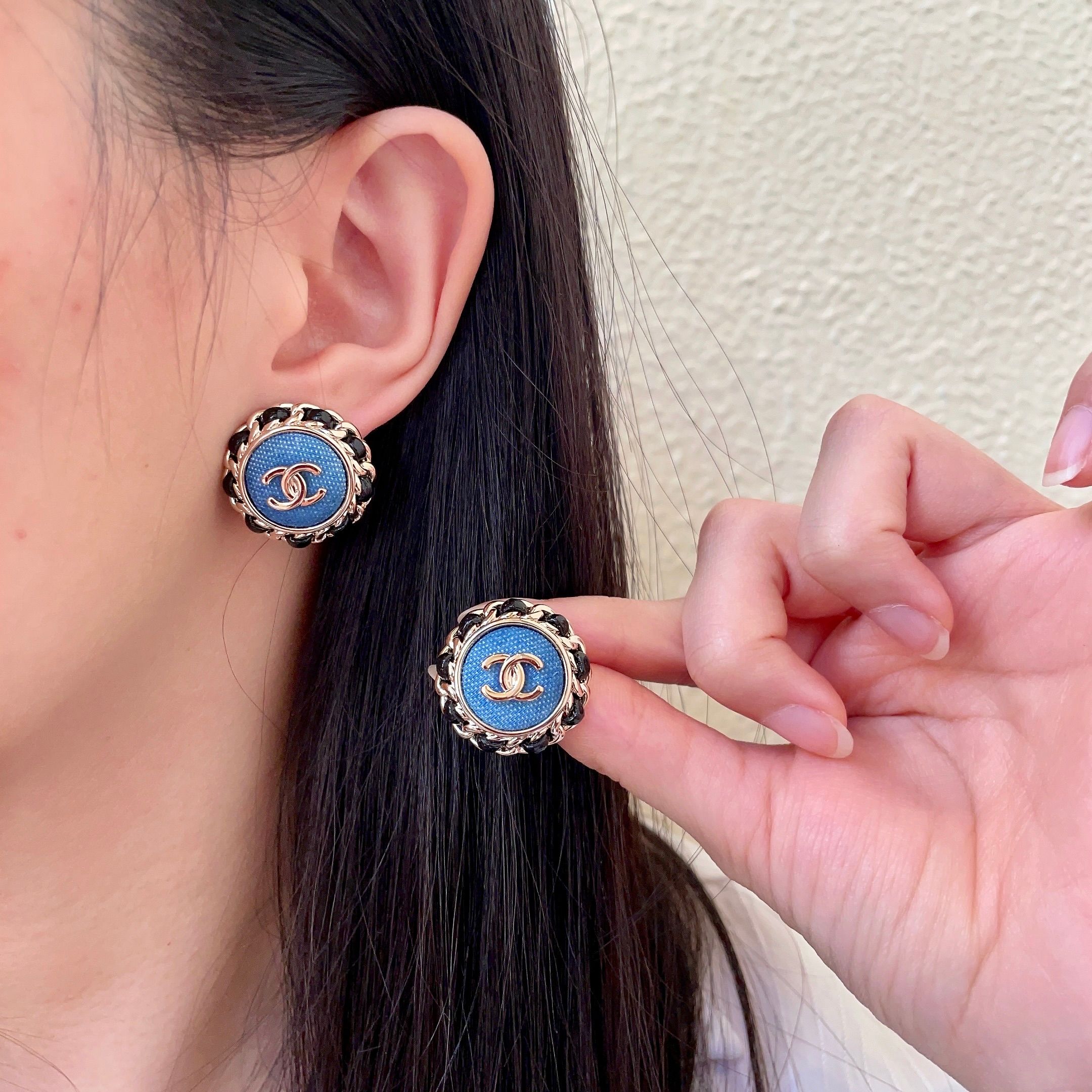 Chanel CC Logo Chain-Trimmed Denim Button Earrings earrings light gold-tone metal blue denim center black leather chain trim 1 8cm diameter