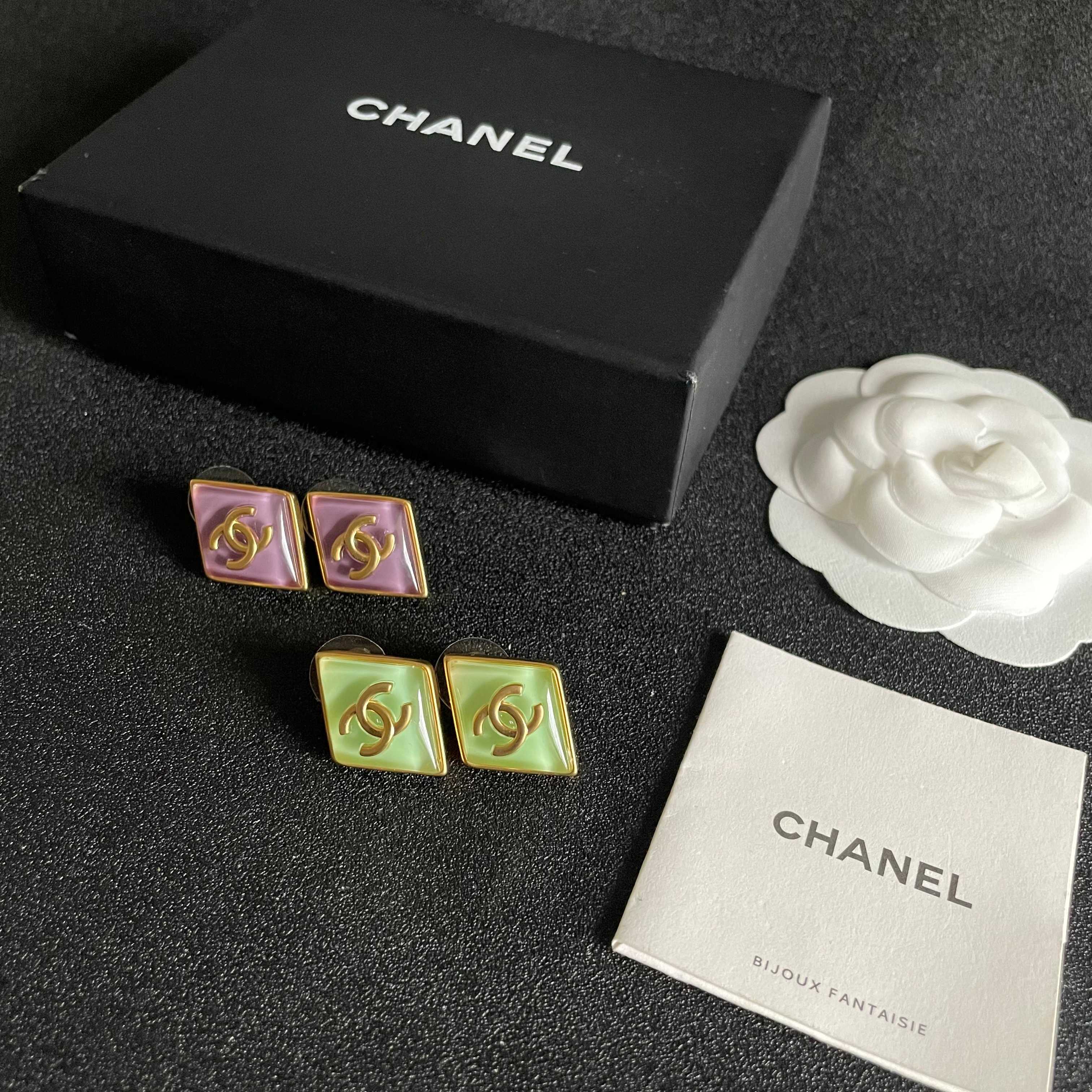 Chanel CC Logo Diamond Resin Stud Earrings earrings gold-tone metal with light mint green resin 1 5cm stud diameter