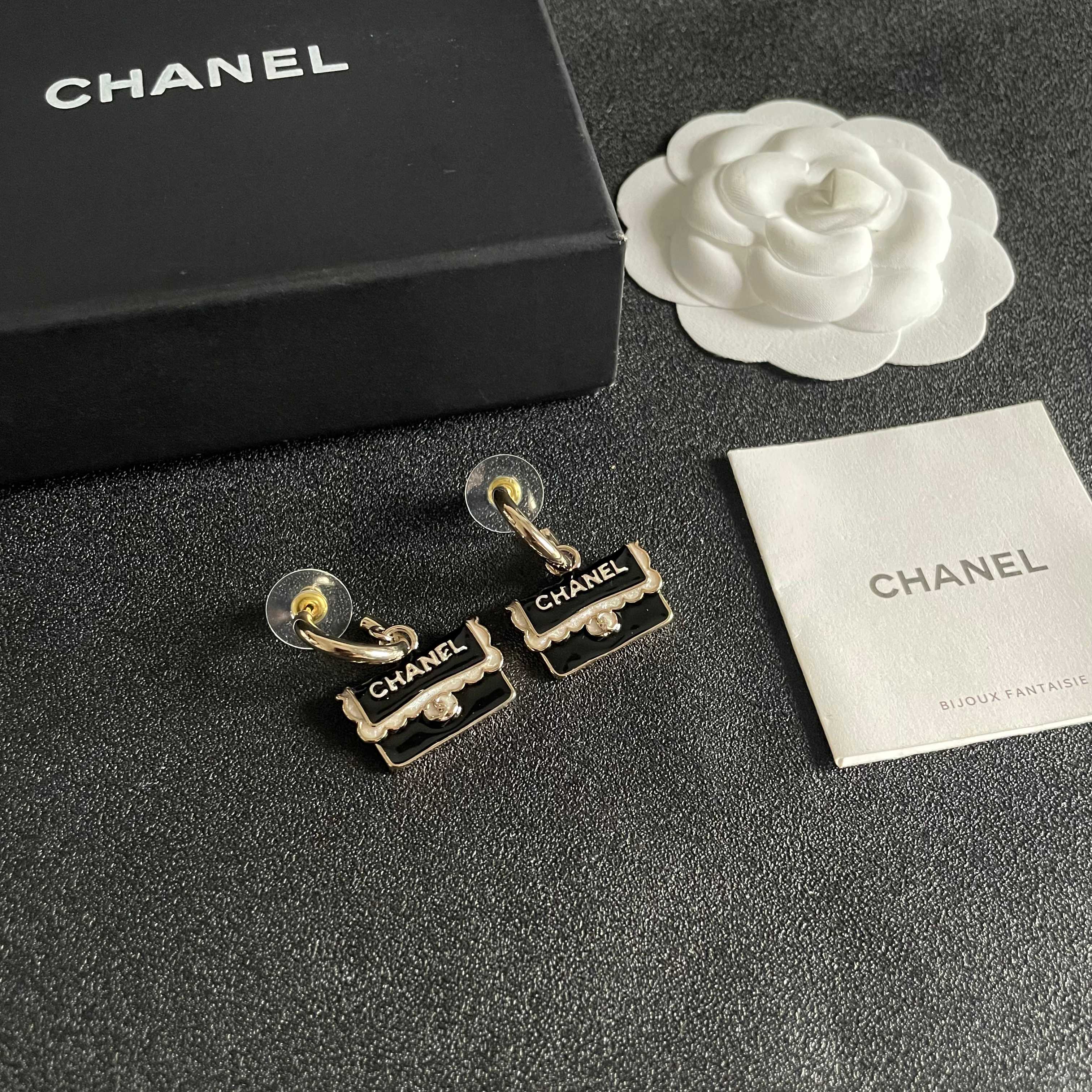 Chanel Classic Flap Bag Charm Drop Earrings earrings light gold tone metal black enamel white enamel detailing 1 5cm drop length