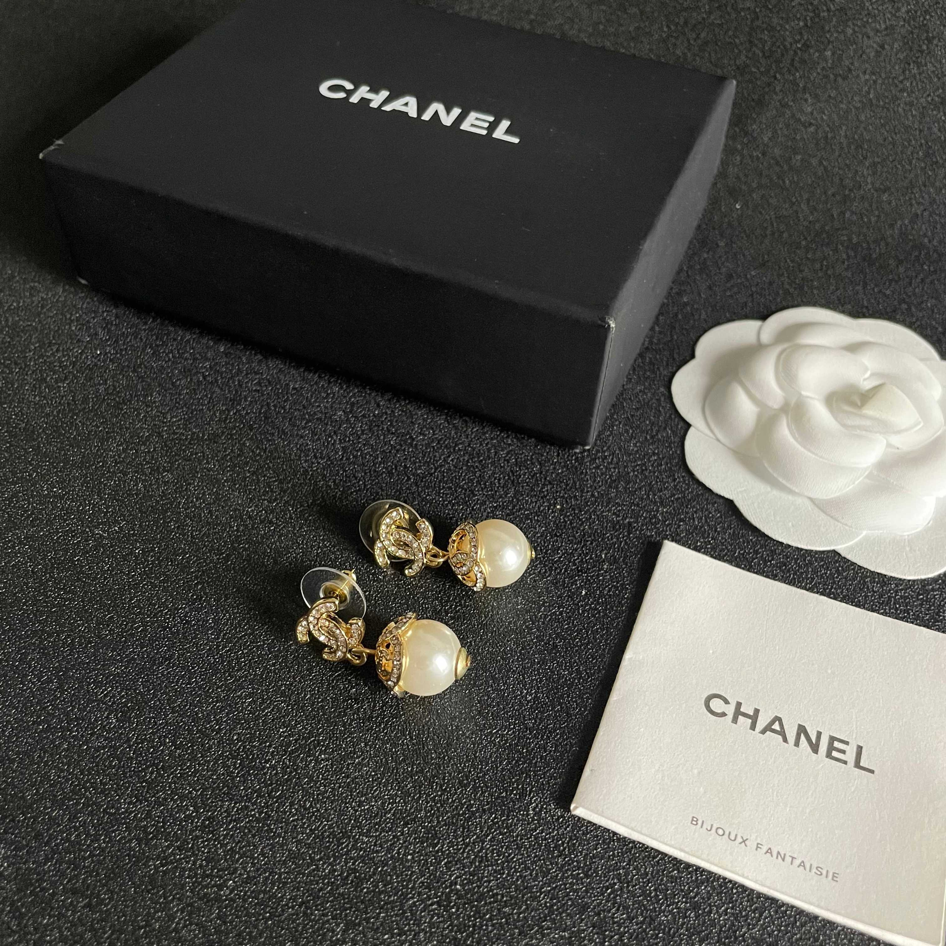 Chanel CC Logo Pearl Drop Earrings earrings gold-tone metal clear crystal cream white pearl 2 5cm drop length