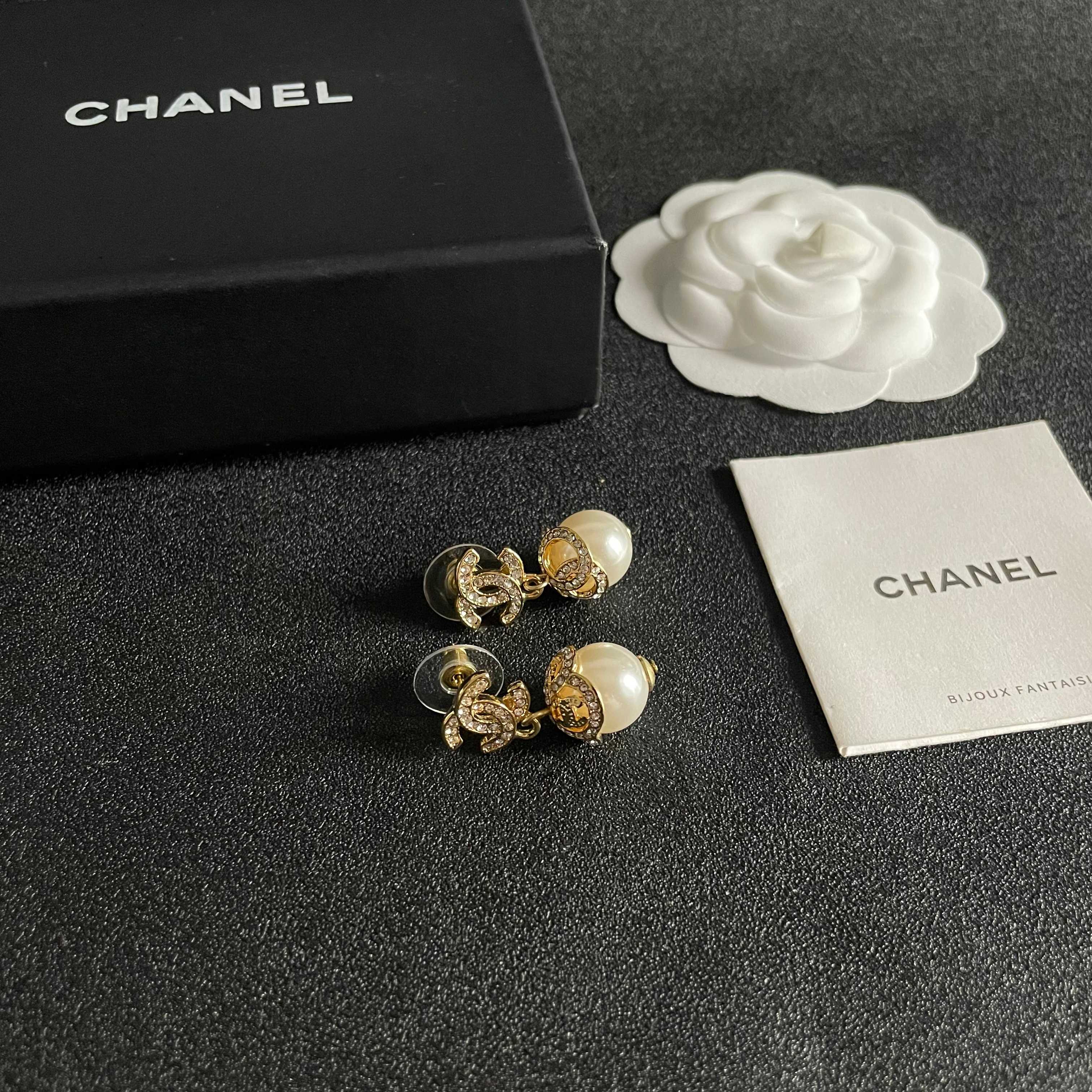Chanel CC Logo Pearl Drop Earrings earrings gold-tone metal clear crystal cream white pearl 2 5cm drop length