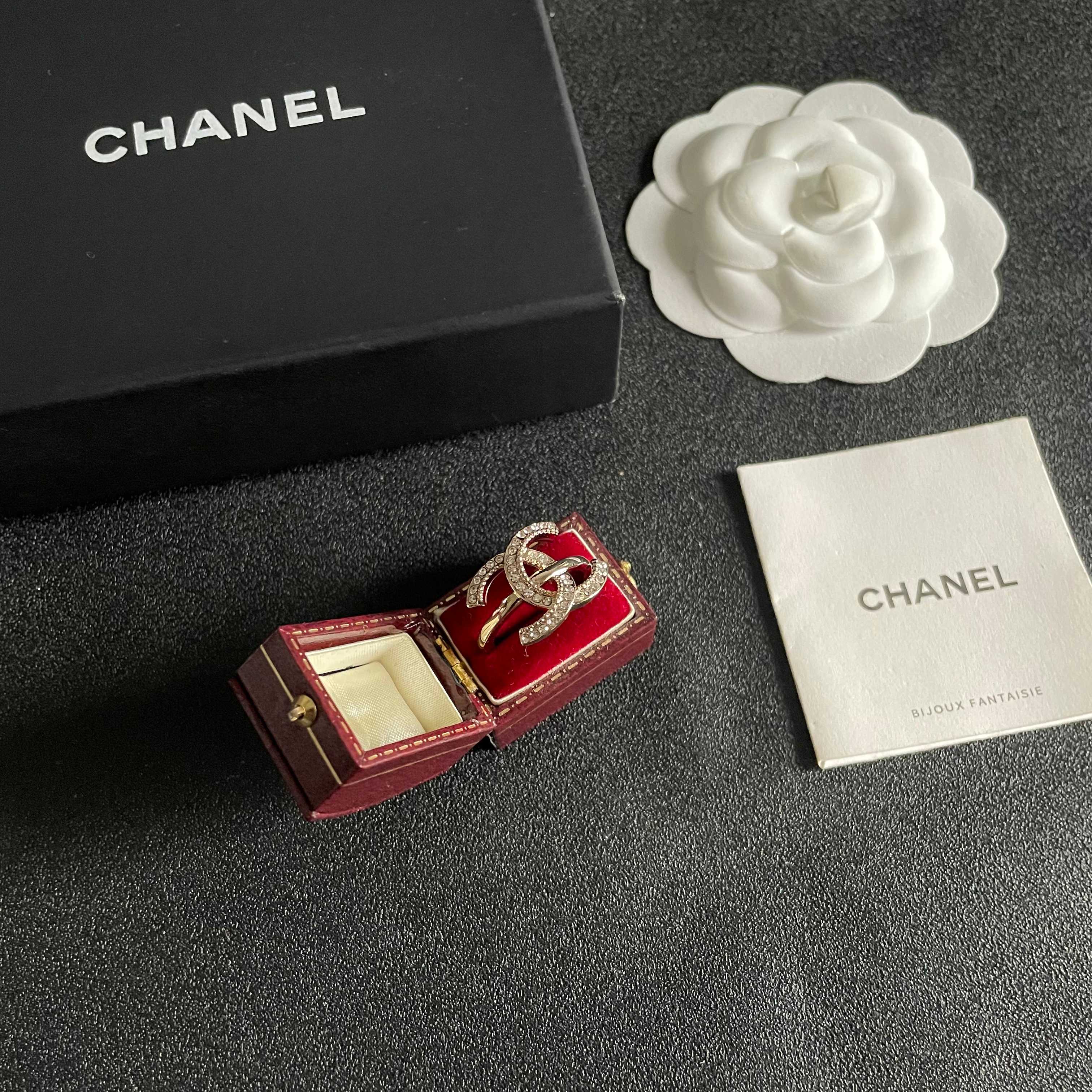 Chanel CC Logo ring light gold metal clear crystal US 7