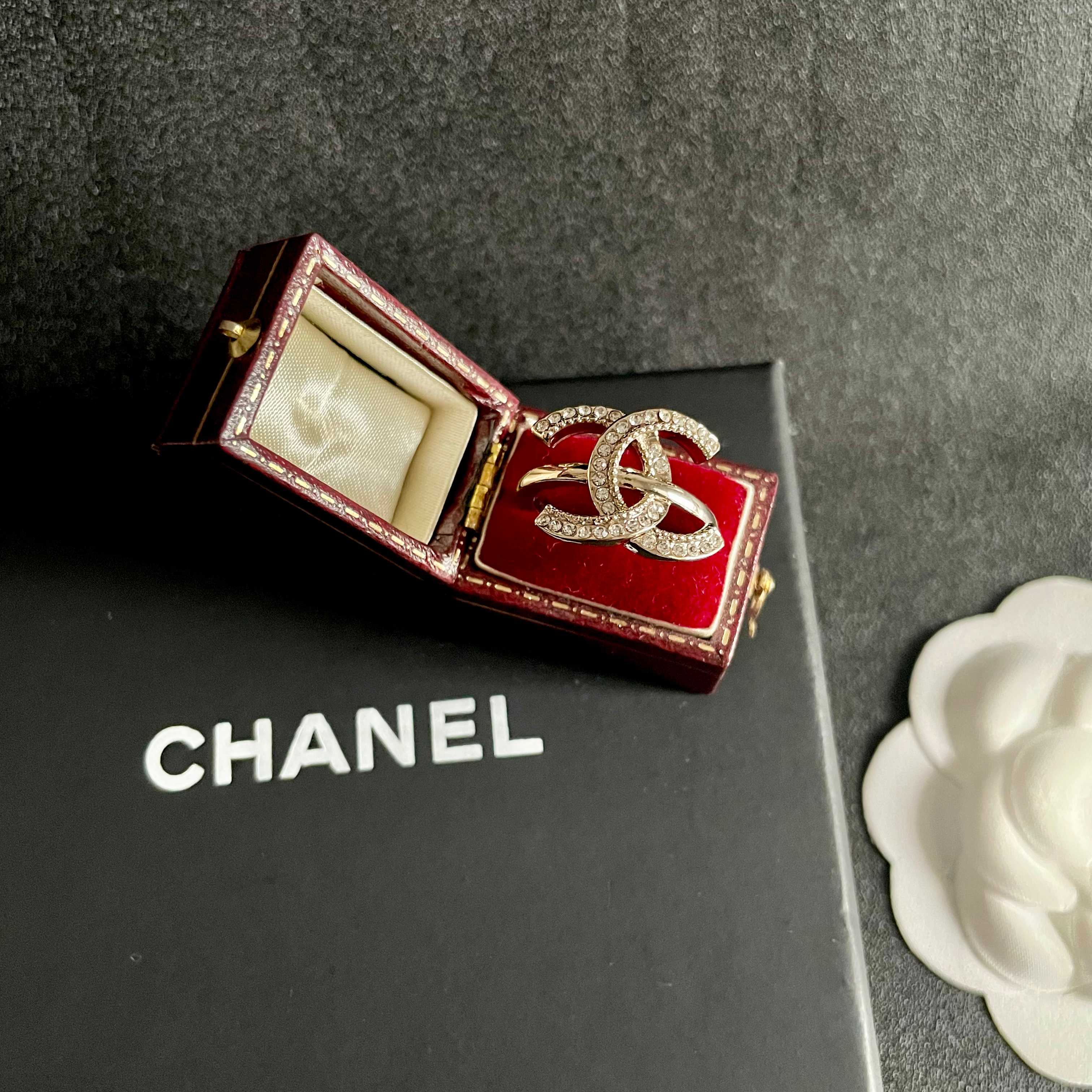Chanel CC Logo ring light gold metal clear crystal US 7