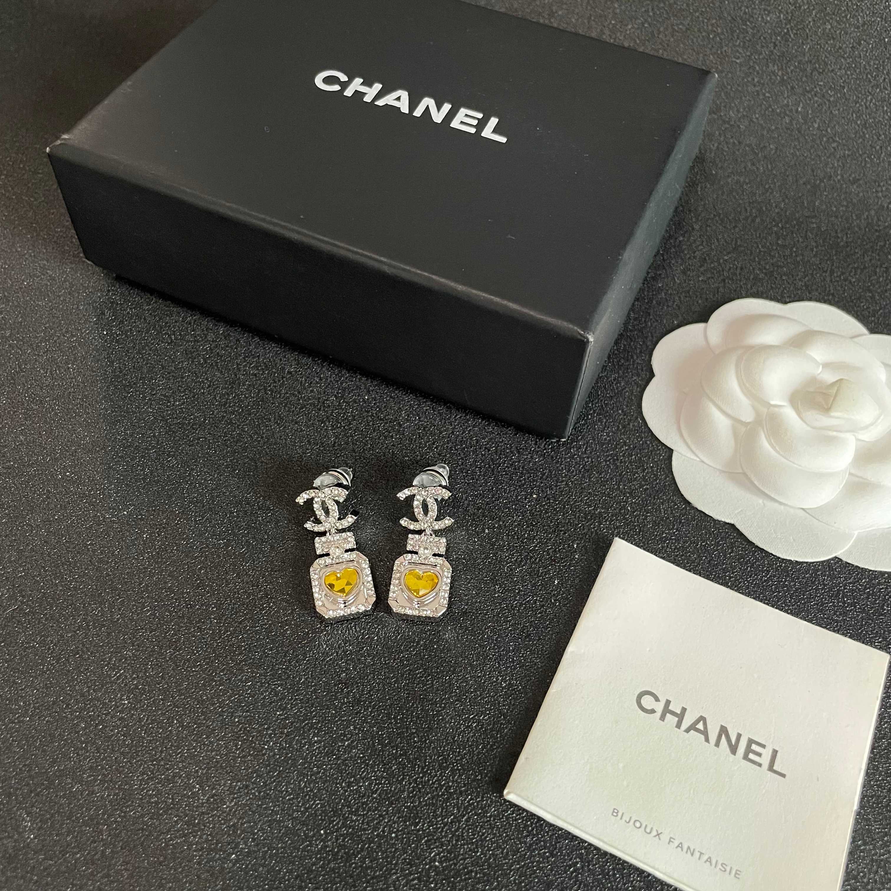 Chanel CC Logo Perfume Bottle Heart Drop Earrings earrings silver-tone metal with clear crystals and yellow heart-shaped gemstone 2 5cm drop length