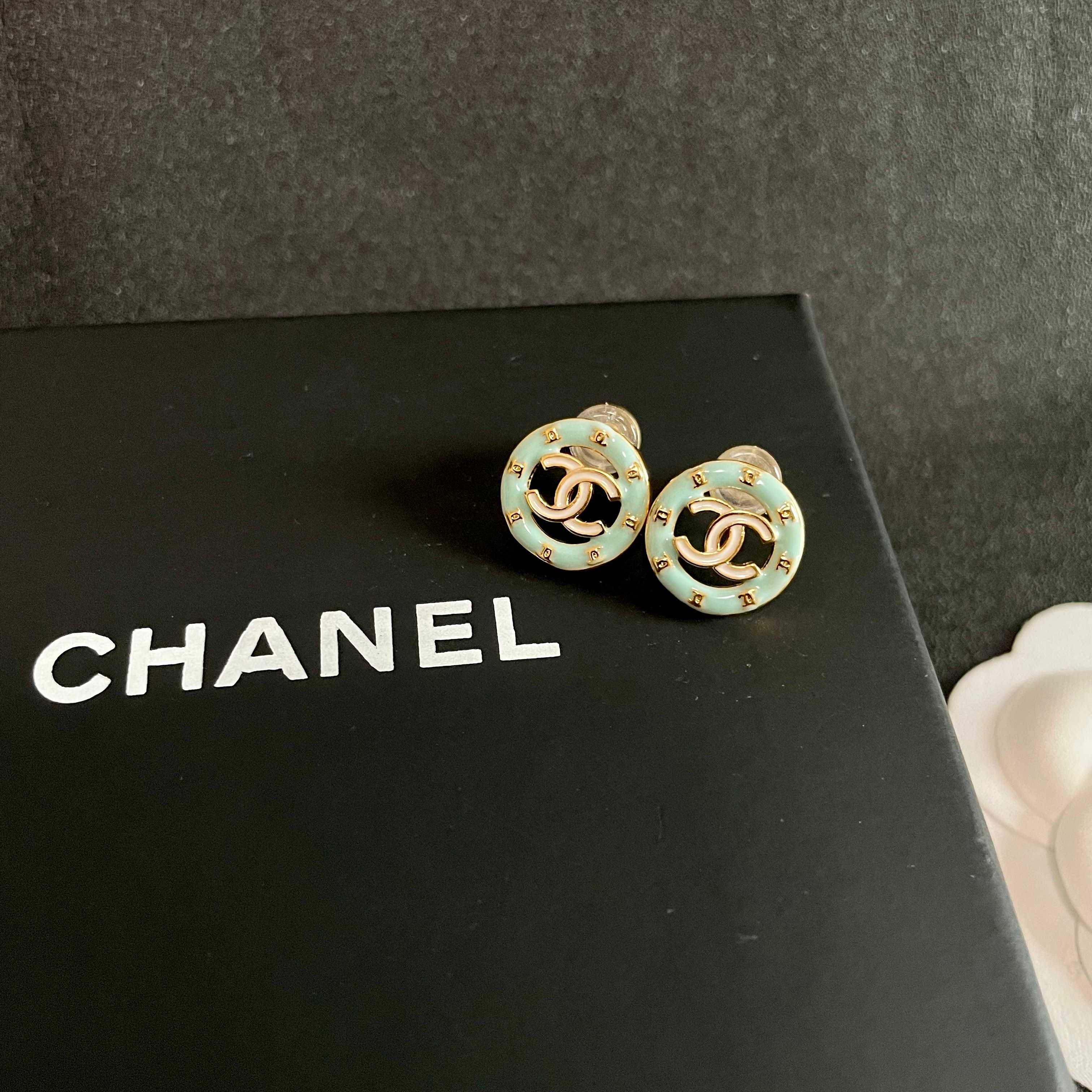 Chanel CC Logo Round Enamel Stud Earrings earrings Light gold tone metal with pastel mint blue enamel 1 2cm diameter
