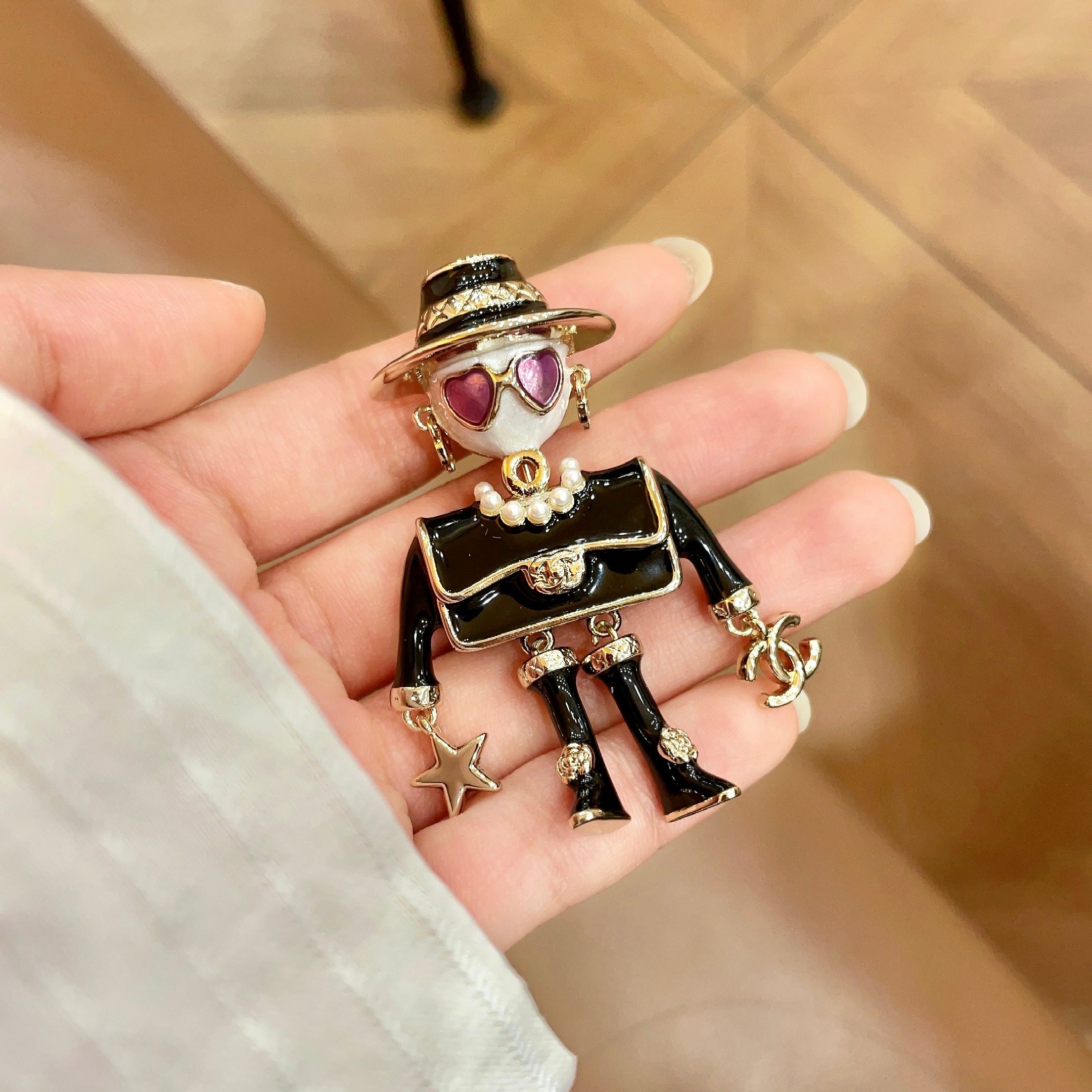 Chanel CC Doll Character Brooch brooch Gold-tone metal with black enamel white faux pearl pink heart enamel white resin One Size