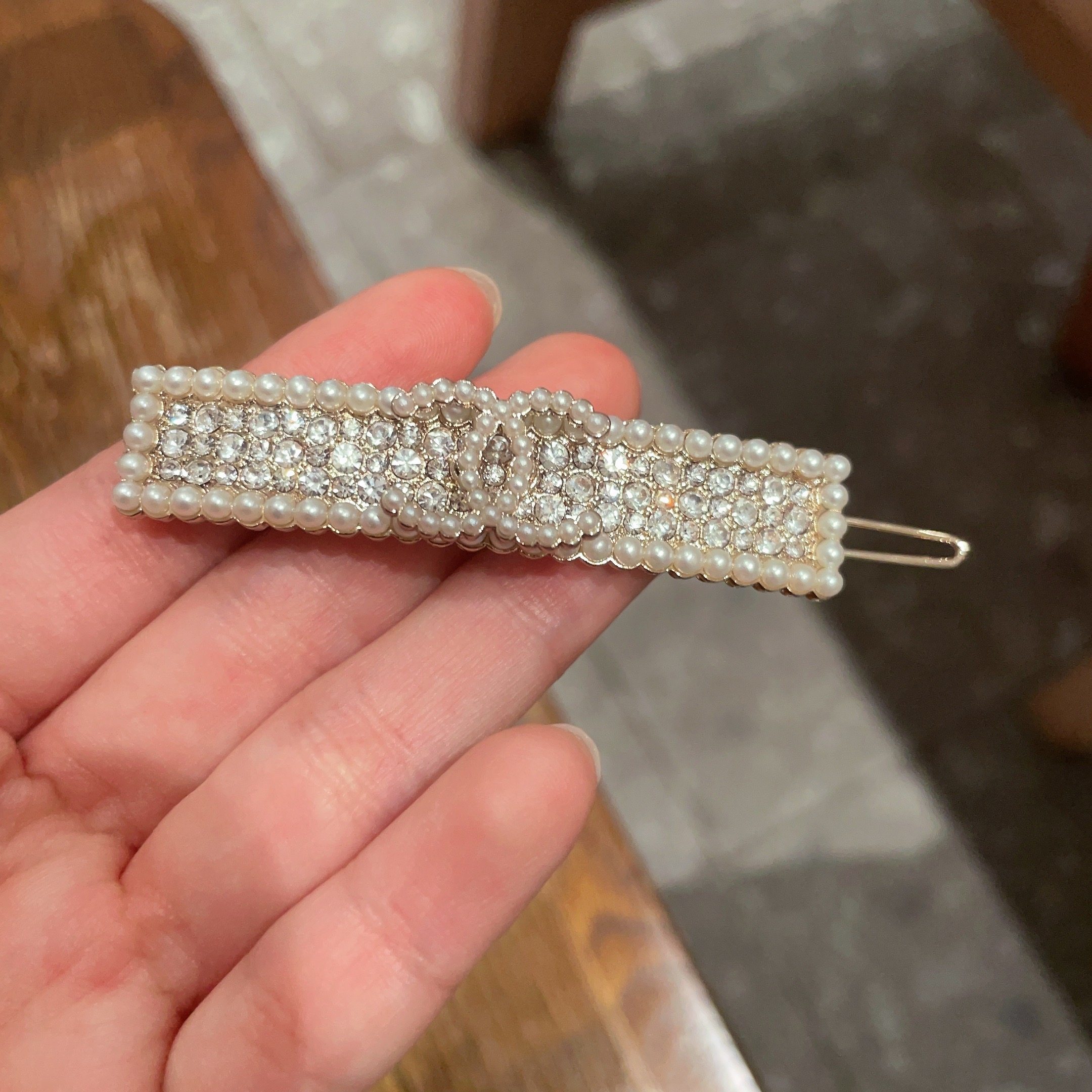 Chanel CC Logo Pearl Crystal Barrette brooch Gold-tone metal cream faux pearl clear crystal 6cm