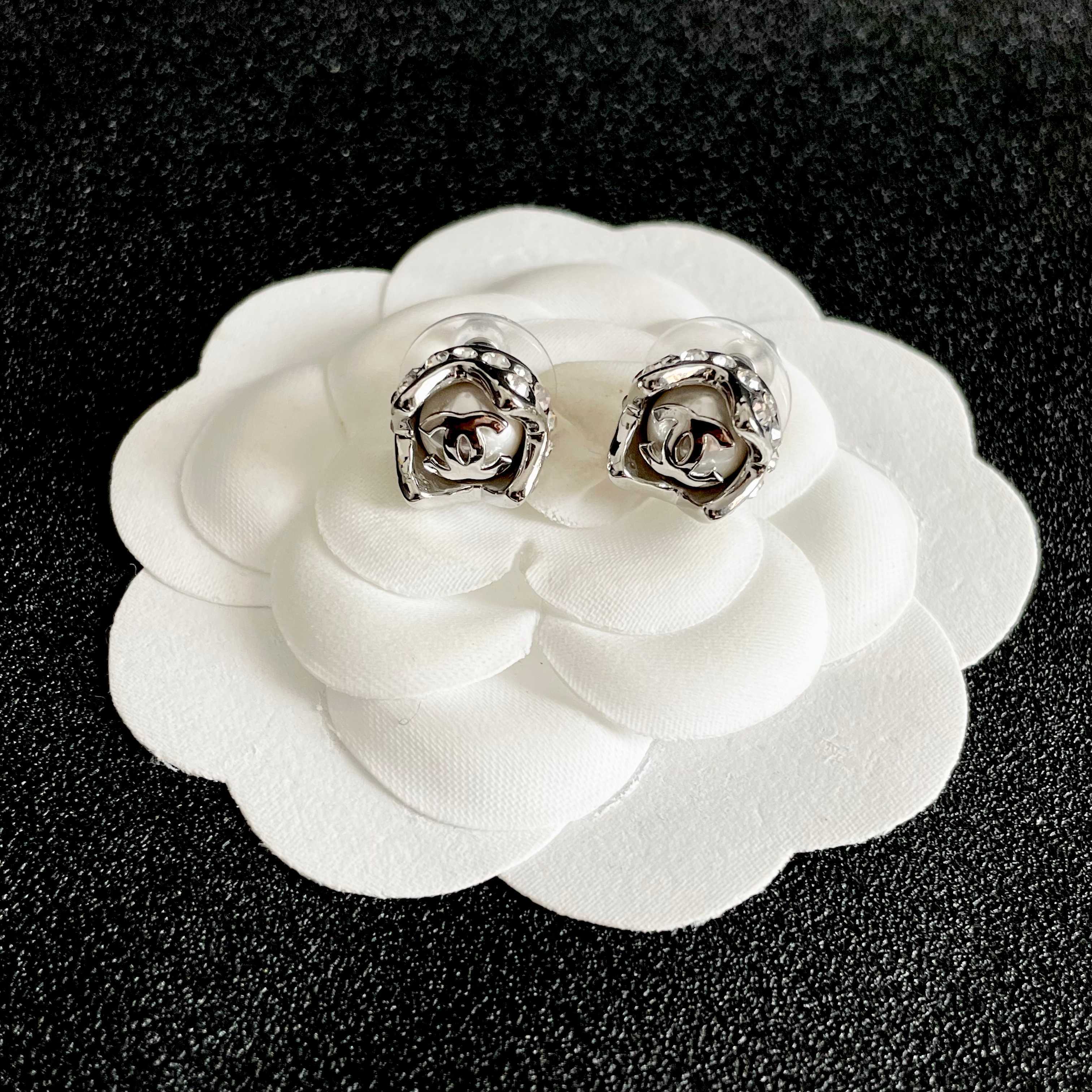 Chanel CC Logo Round Stud Earrings earrings silver tone metal with clear faceted center 1cm diameter
