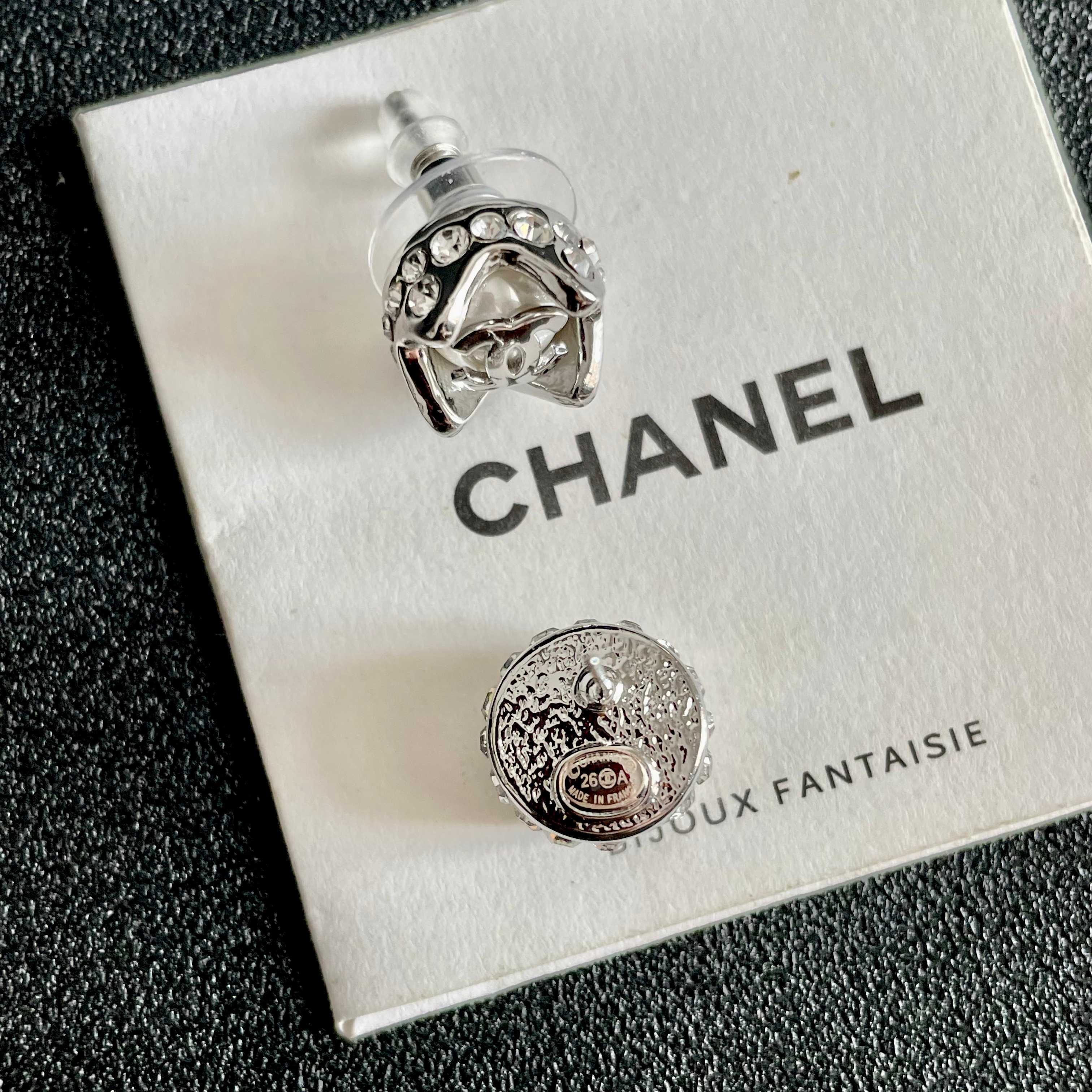 Chanel CC Logo Round Stud Earrings earrings silver tone metal with clear faceted center 1cm diameter