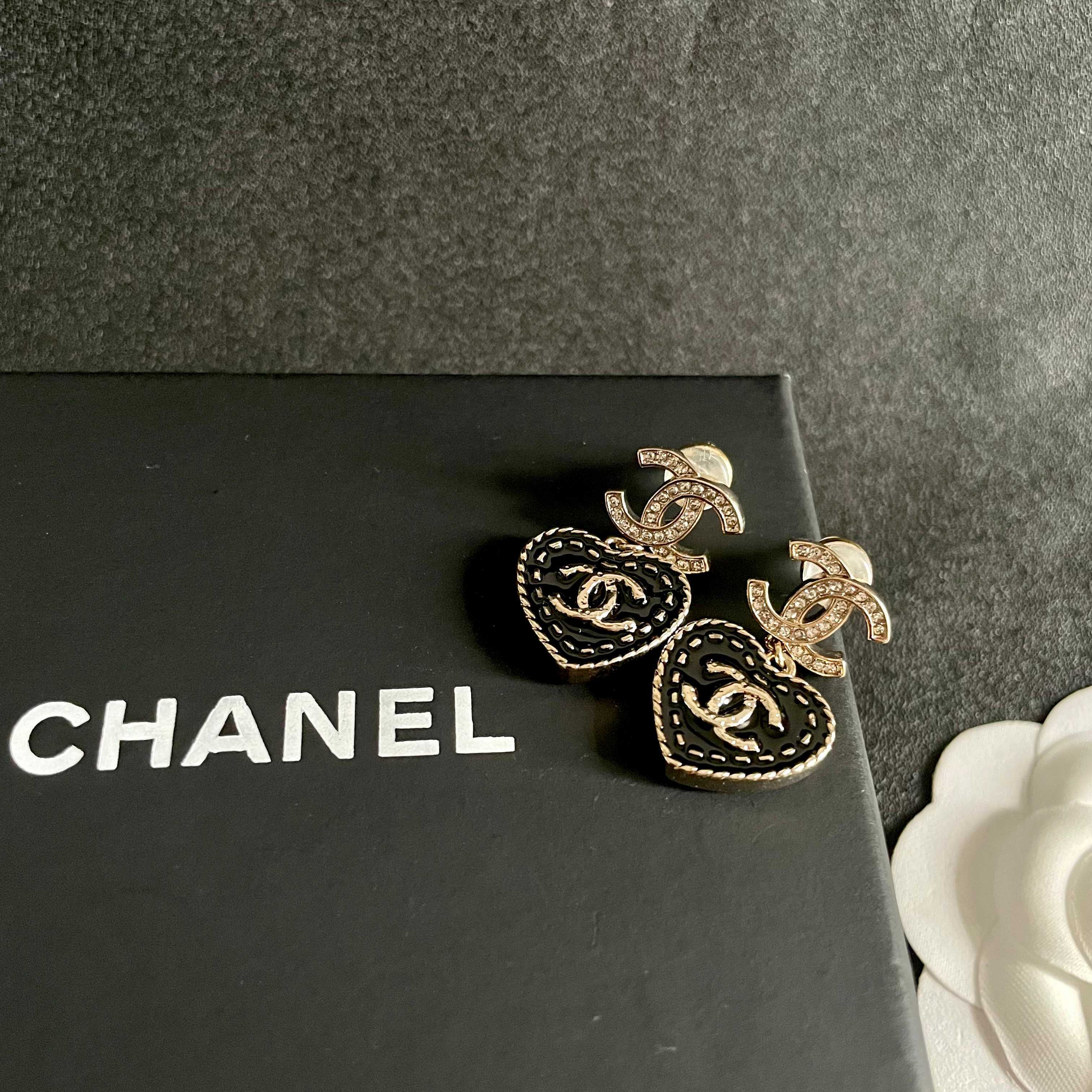 Chanel CC Heart Drop Earrings earrings Gold-tone metal with black enamel and clear crystal accents 2 5cm drop length