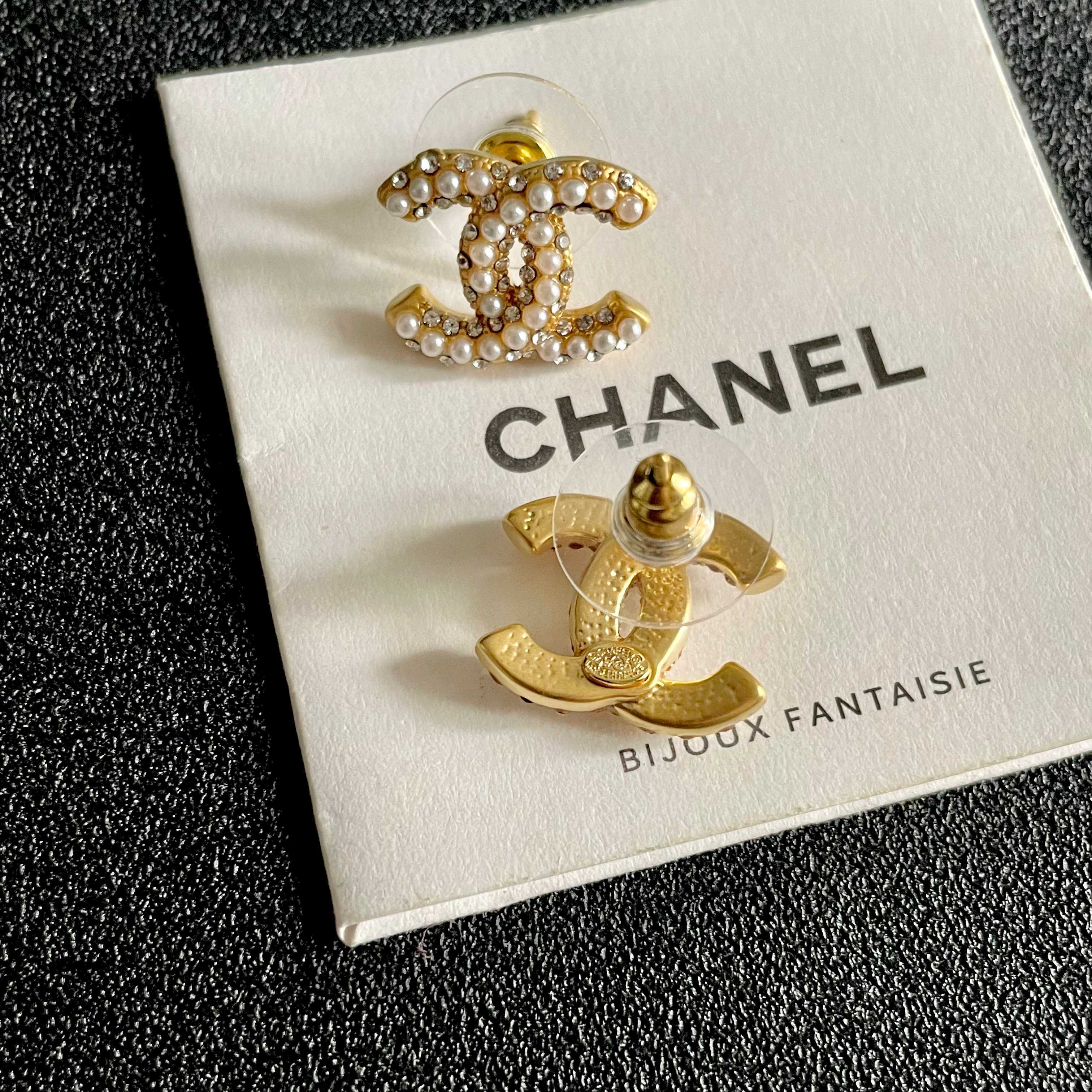 Chanel CC Pearl Stud Earrings earrings Gold-tone metal with cream faux pearls silver-tone metal with white faux pearls 1 5cm stud diameter
