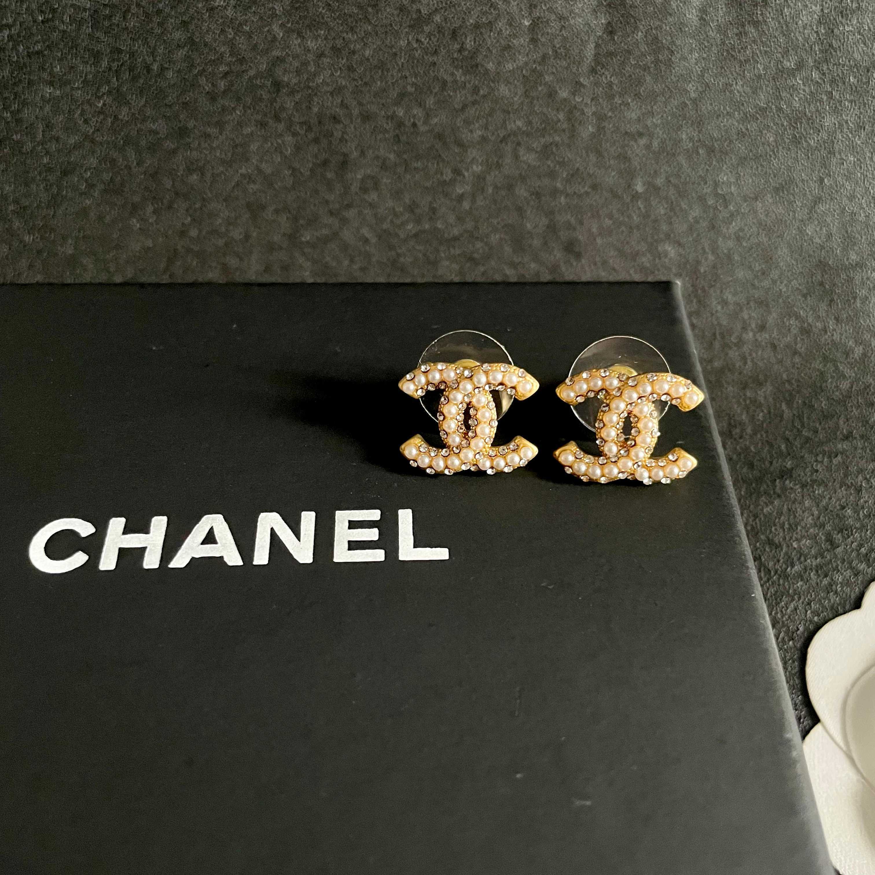 Chanel CC Pearl Stud Earrings earrings Gold-tone metal with cream faux pearls silver-tone metal with white faux pearls 1 5cm stud diameter