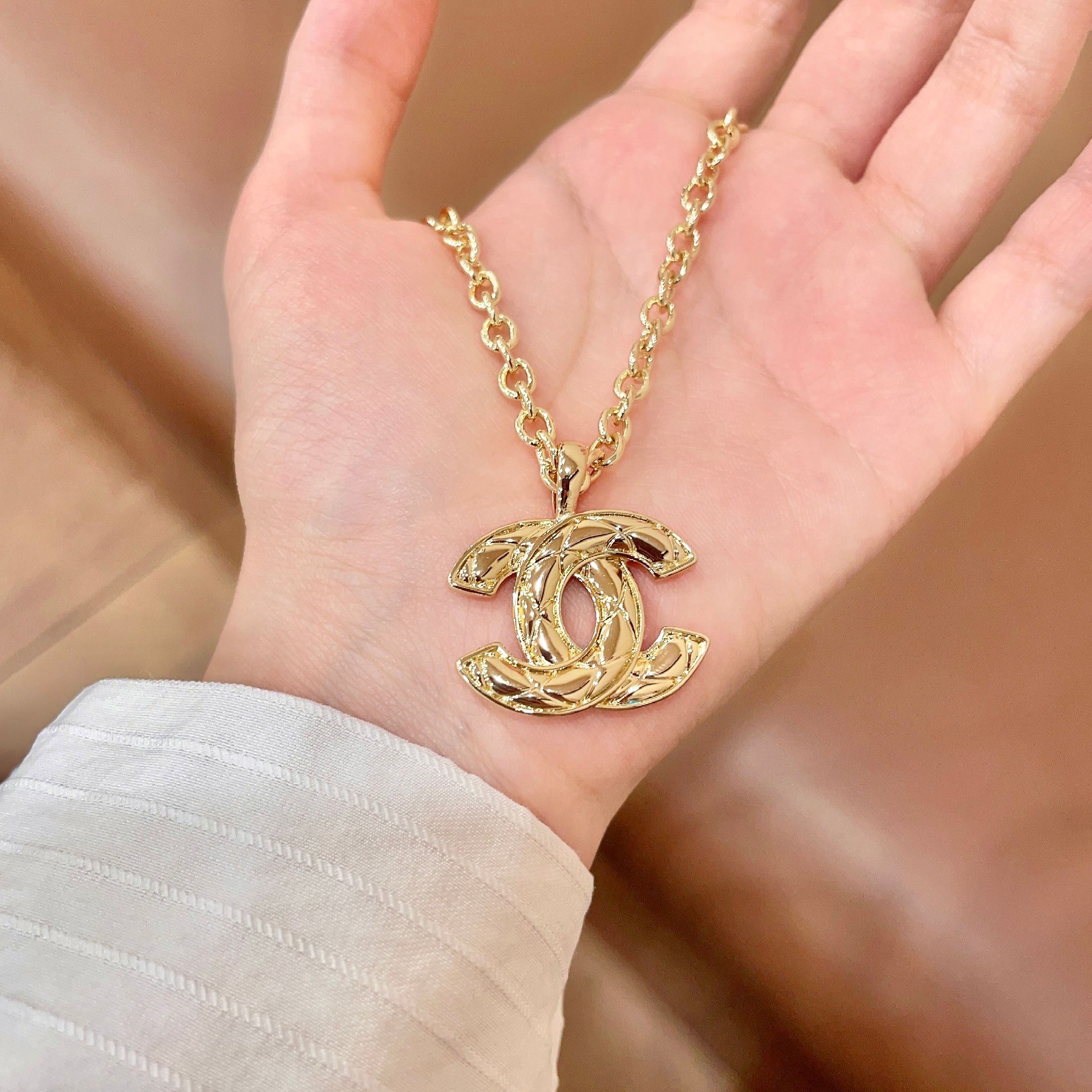 Chanel Quilted CC Pendant Necklace necklace Gold-tone metal 42cm