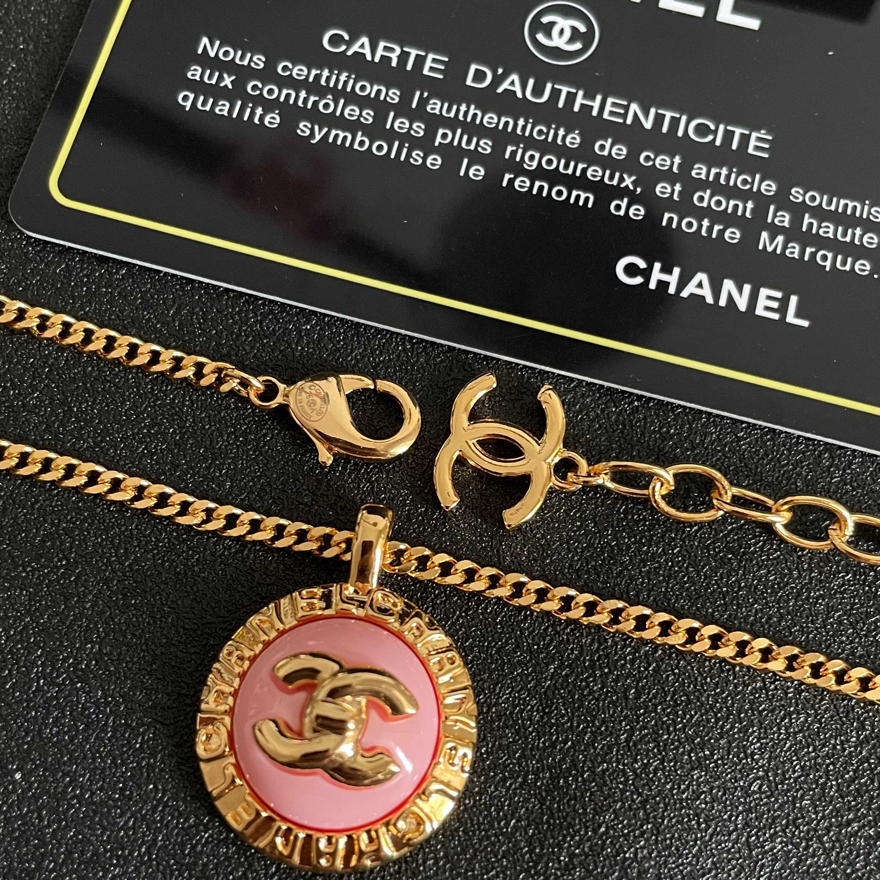 Chanel CC Logo Round Pendant necklace Gold-tone metal with pink enamel 42cm