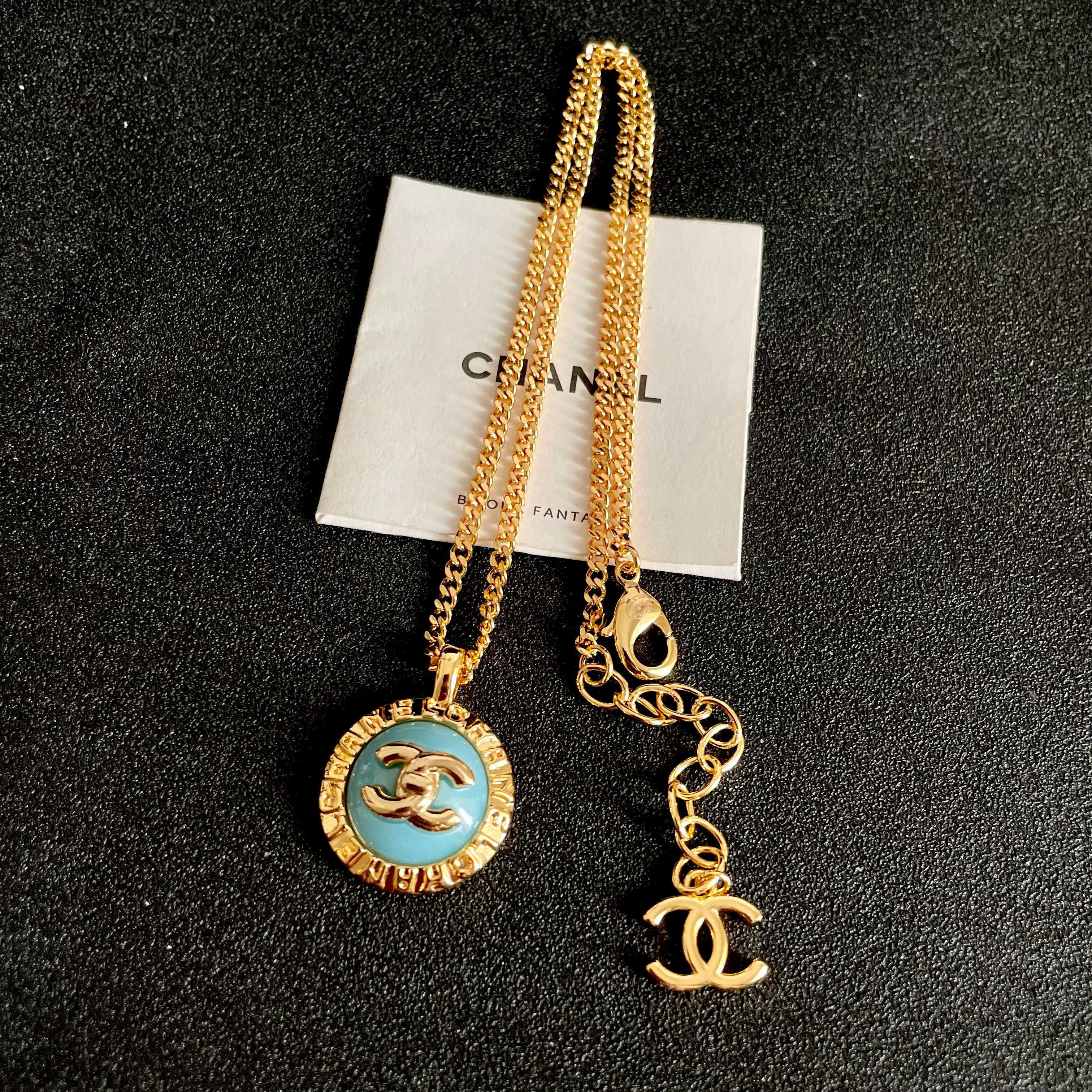 Chanel CC Logo Round Enamel Pendant necklace Gold-tone metal with light blue enamel 42cm