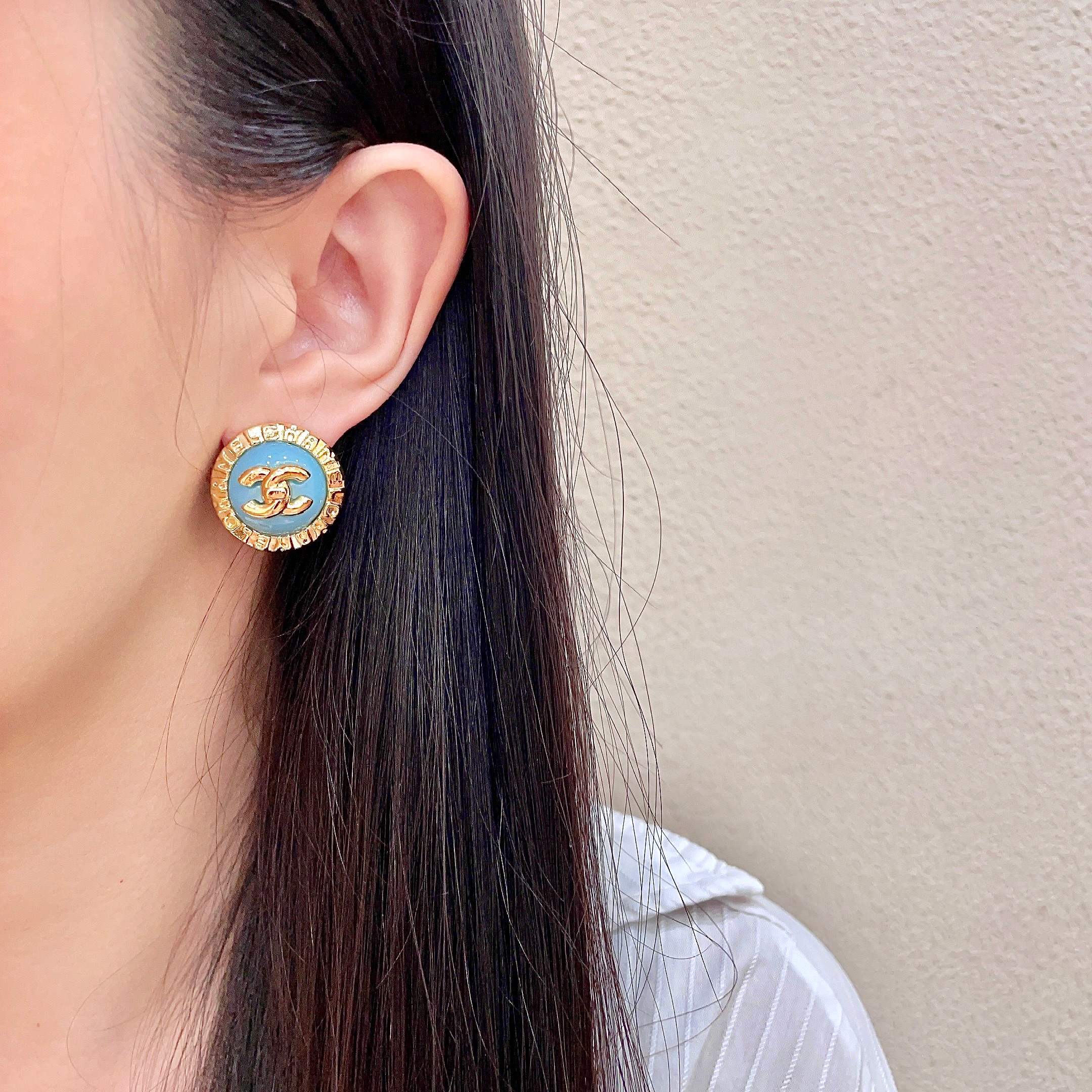 Chanel CC Logo Round Enamel Stud Earrings earrings Gold-tone metal with light blue enamel 1 5cm diameter