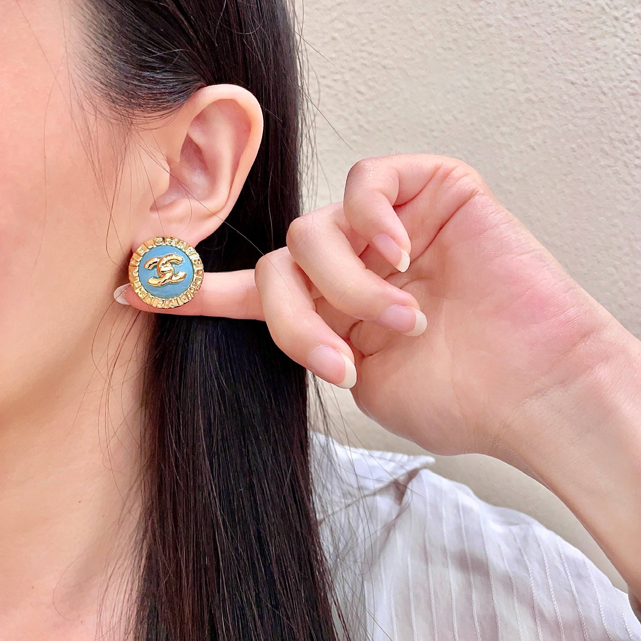 Chanel CC Logo Round Enamel Stud Earrings earrings Gold-tone metal with light blue enamel 1 5cm diameter