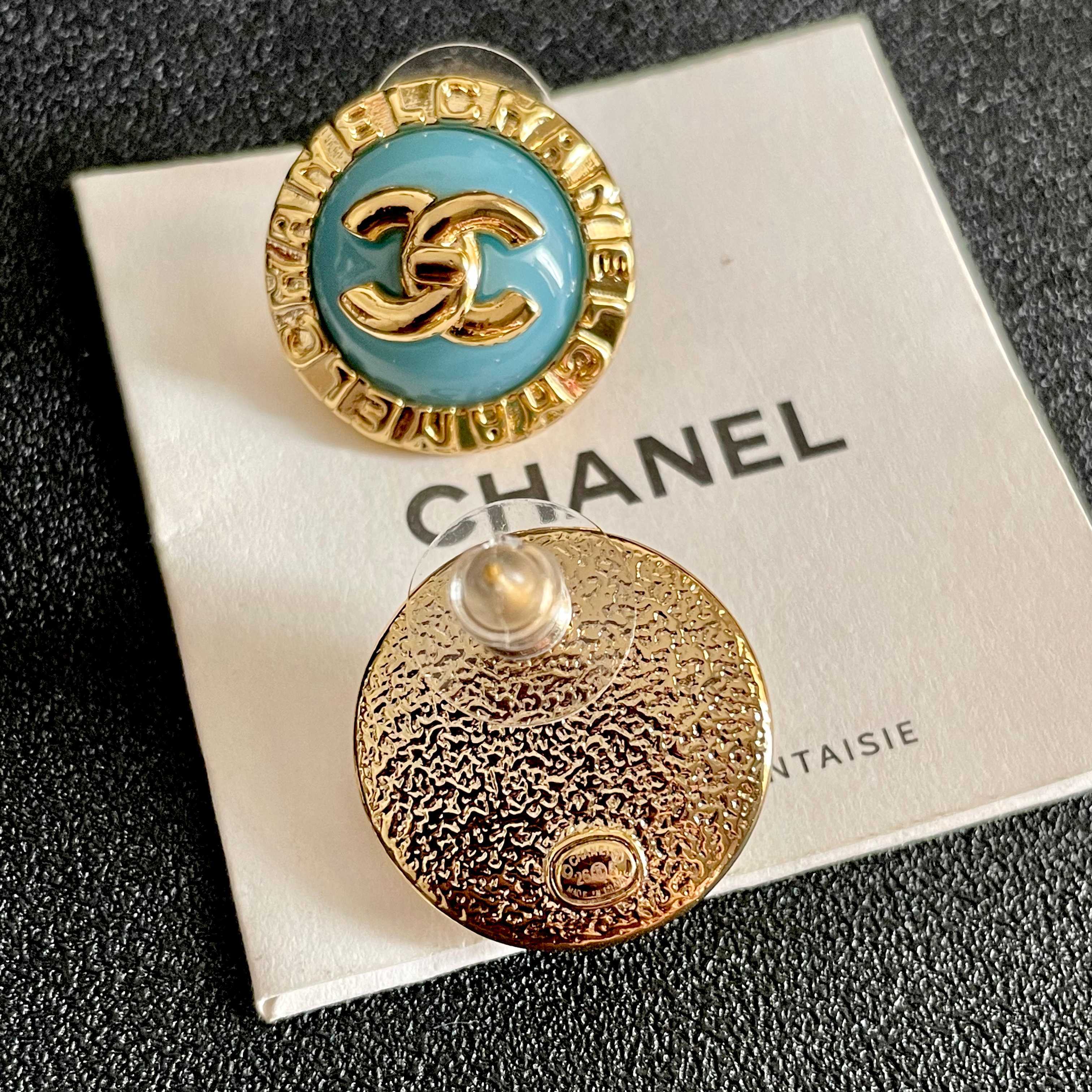 Chanel CC Logo Round Enamel Stud Earrings earrings Gold-tone metal with light blue enamel 1 5cm diameter