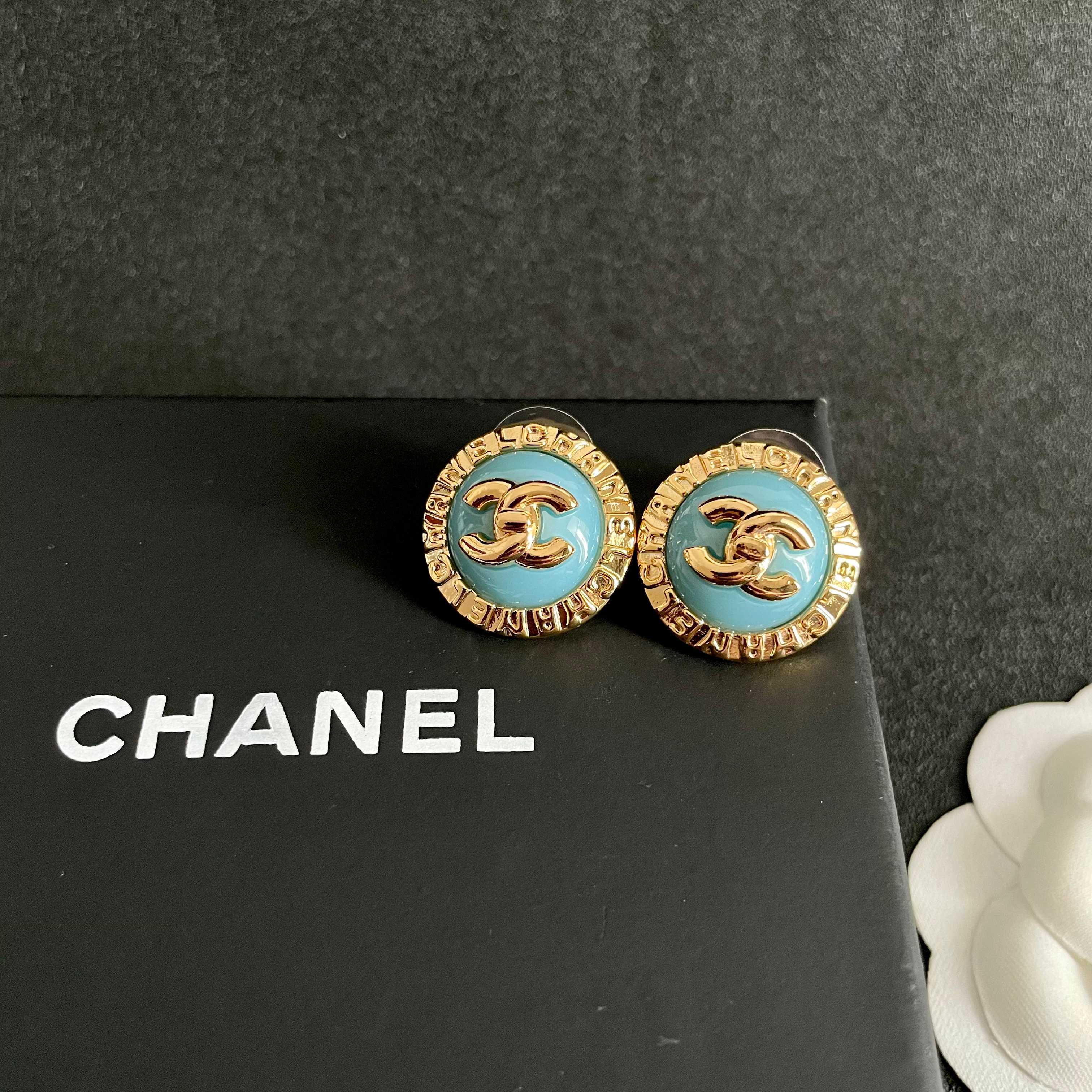 Chanel CC Logo Round Enamel Stud Earrings earrings Gold-tone metal with light blue enamel 1 5cm diameter