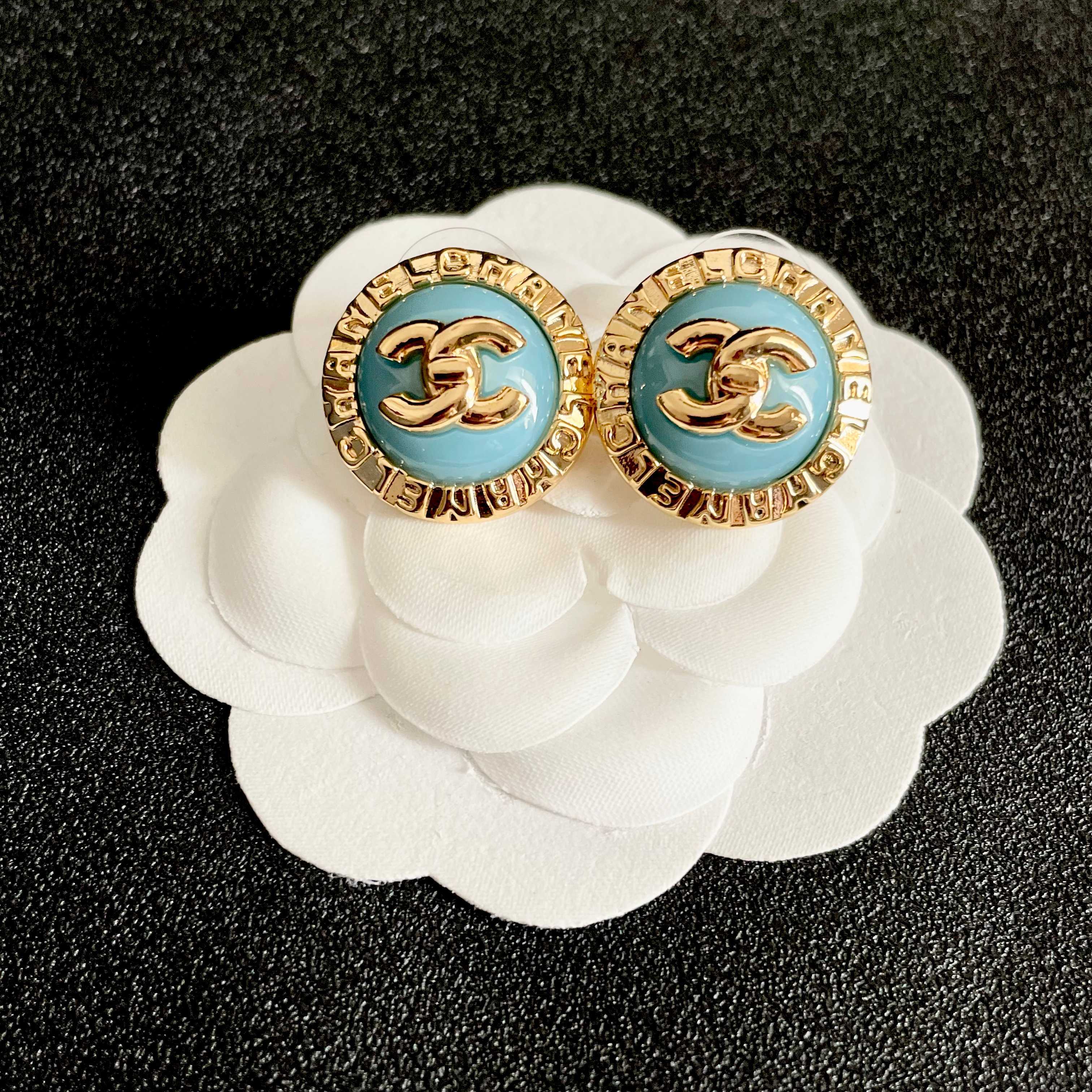 Chanel CC Logo Round Enamel Stud Earrings earrings Gold-tone metal with light blue enamel 1 5cm diameter