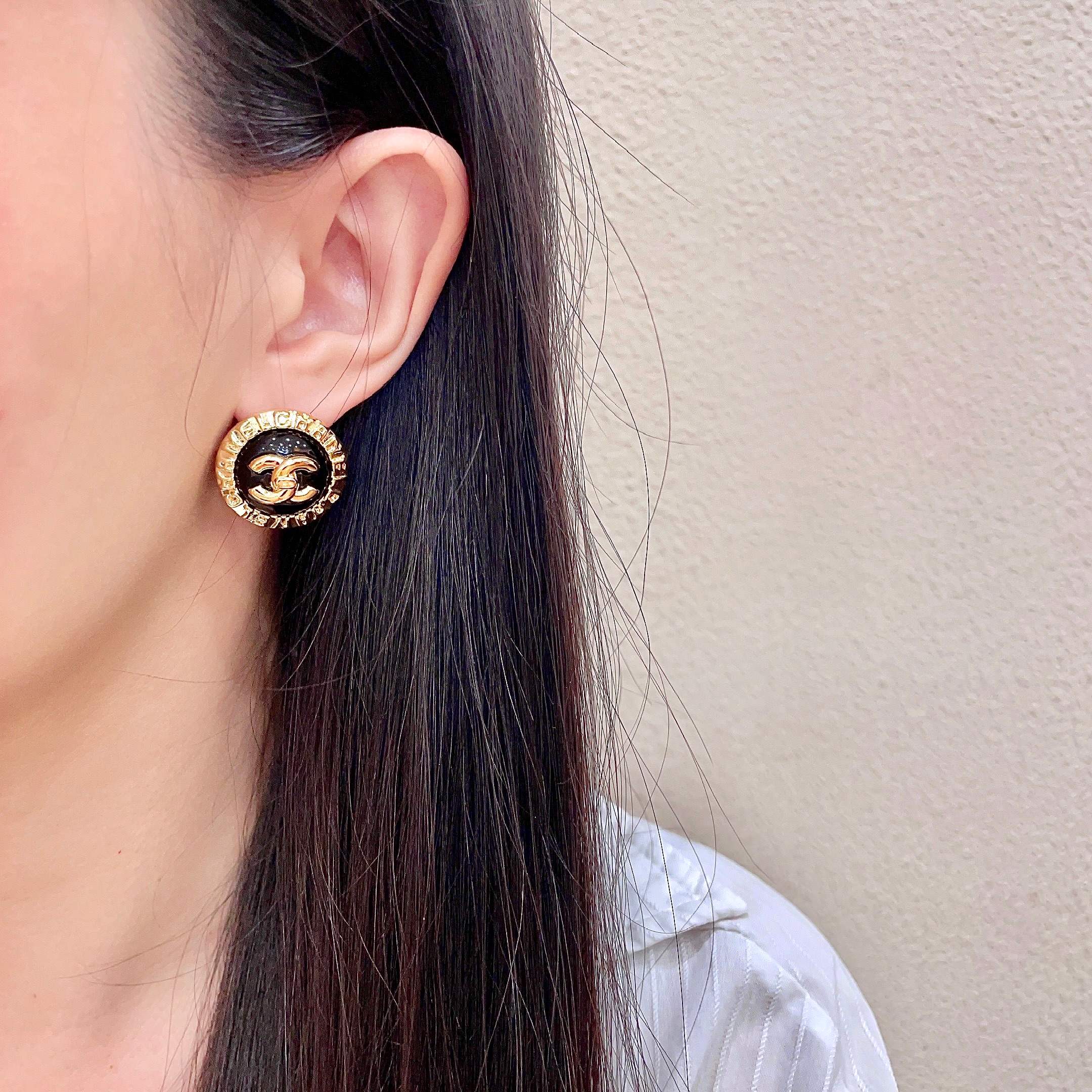 Chanel CC Logo Round Button Stud Earrings earrings gold-tone metal with black enamel center 1 5cm diameter