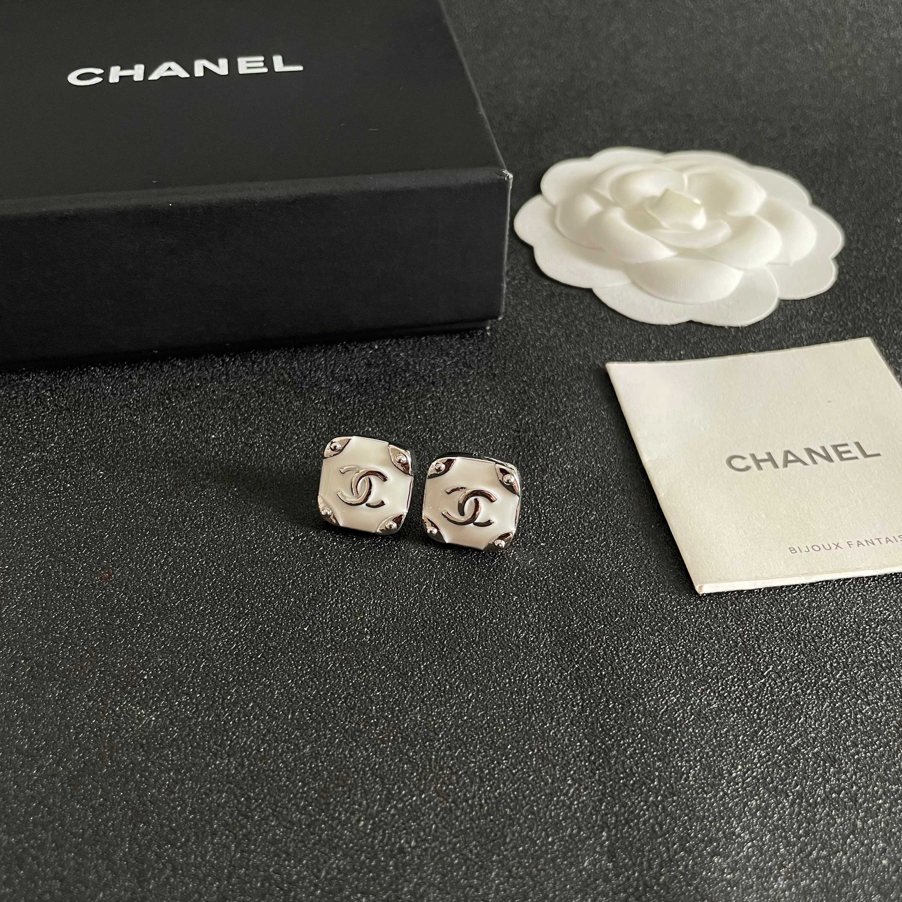 Chanel CC Logo Square Stud Earrings earrings Silver-tone metal with black and white enamel 1 2cm stud diameter