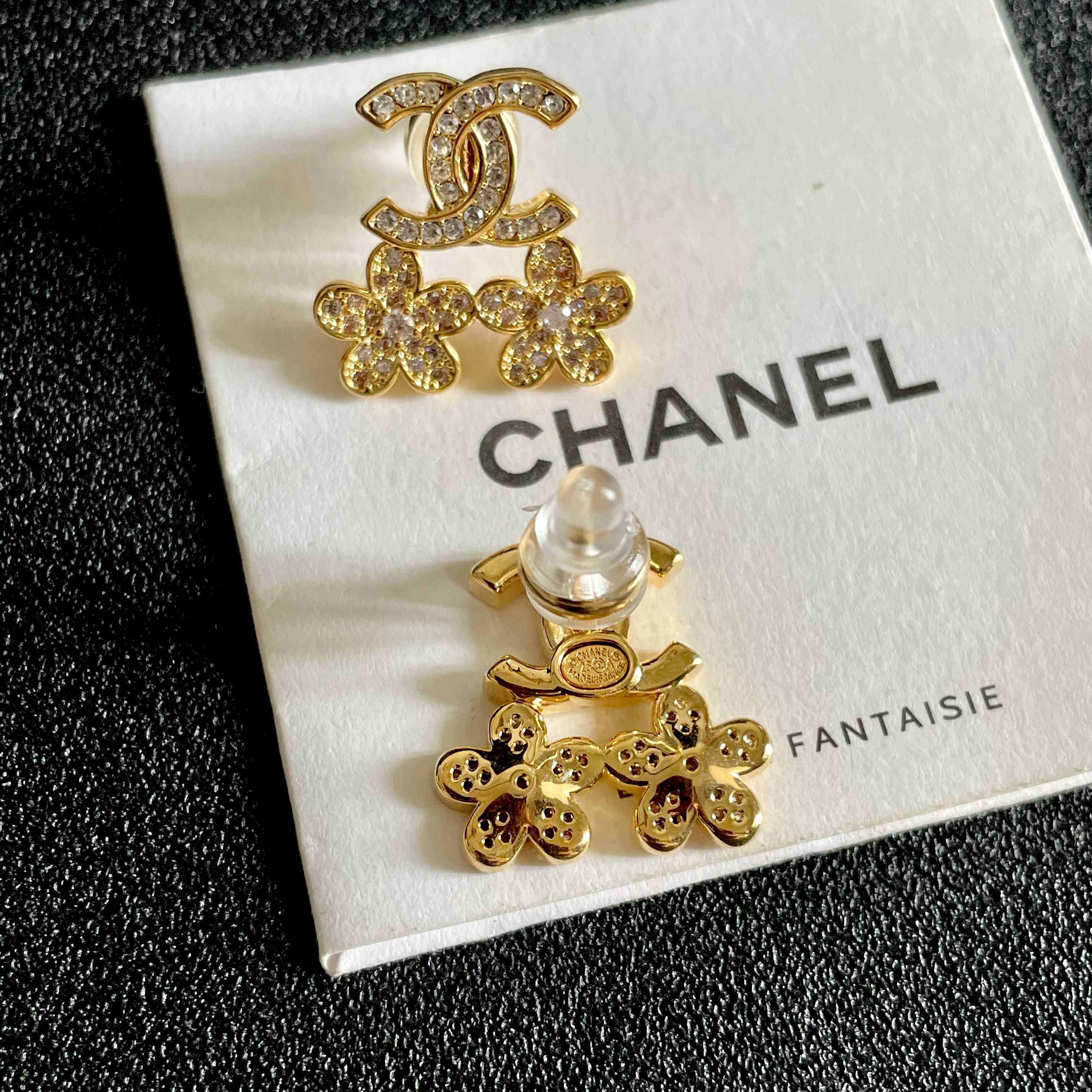 Chanel CC Logo Flower Crystal Stud Earrings earrings Gold-tone metal with clear crystal accents 1 5cm length