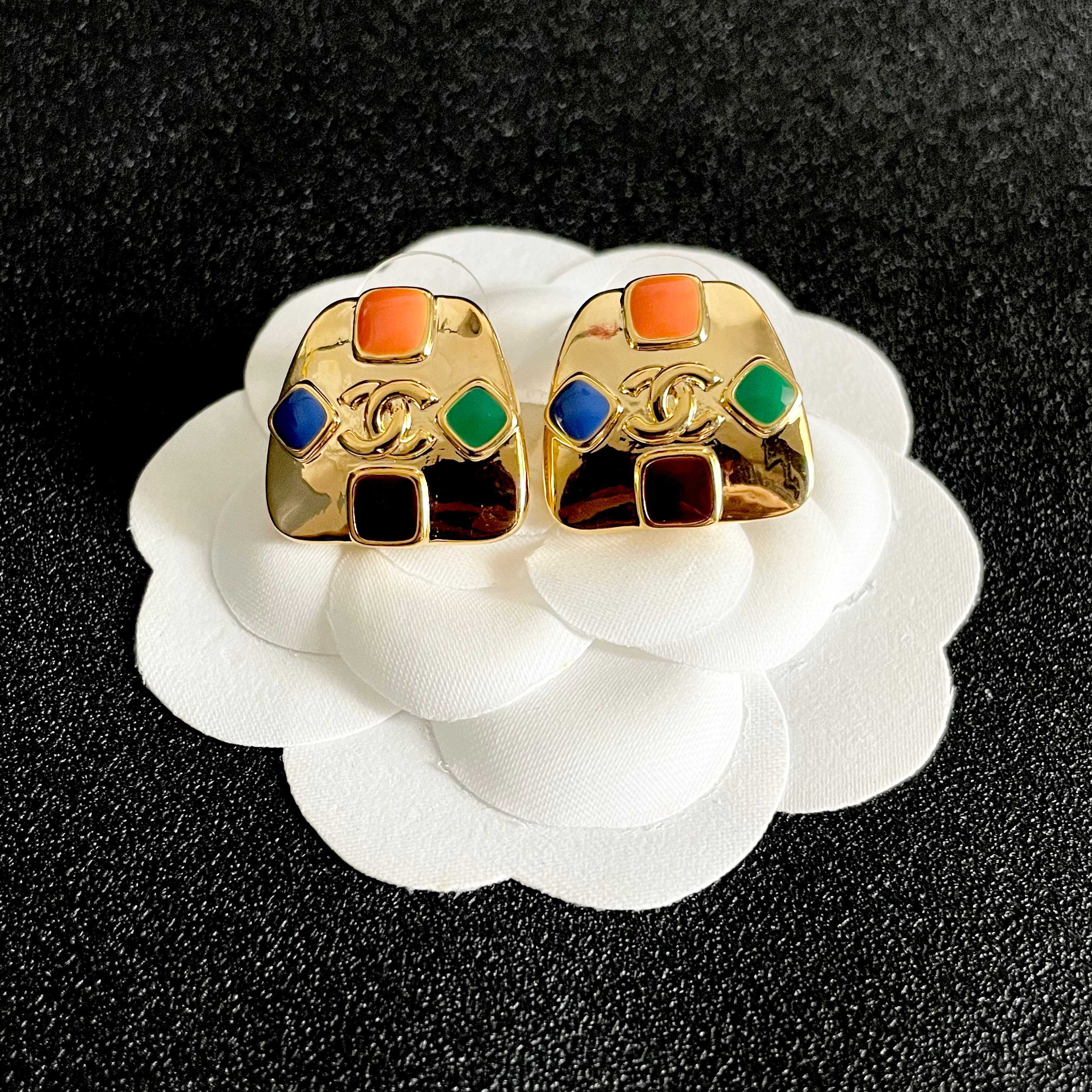 Chanel CC Logo Multicolor Gripoix Stud Earrings earrings Gold tone metal with orange blue green and deep red enamel accents 2 2cm width
