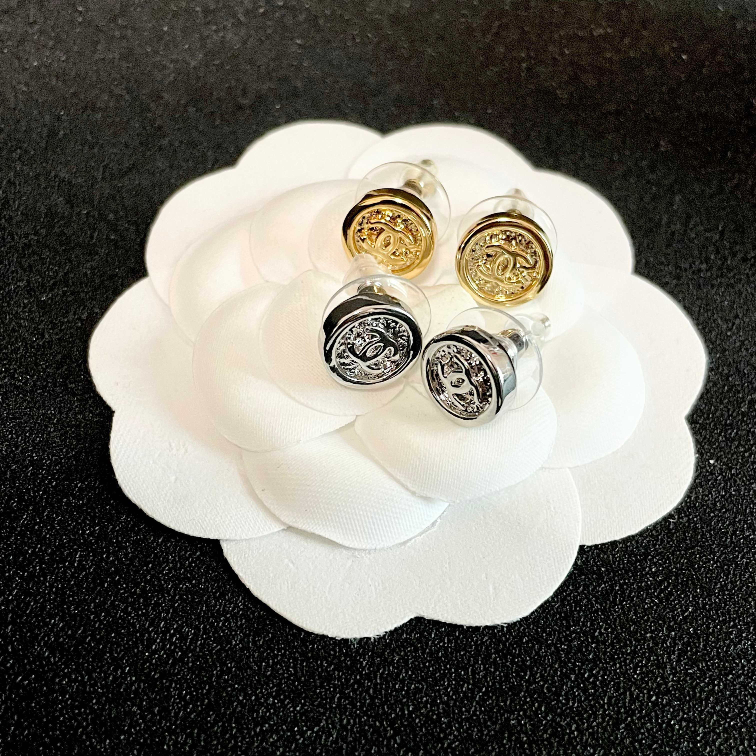 Chanel CC Logo Round Button Stud Earrings earrings gold-tone metal 1 2cm diameter