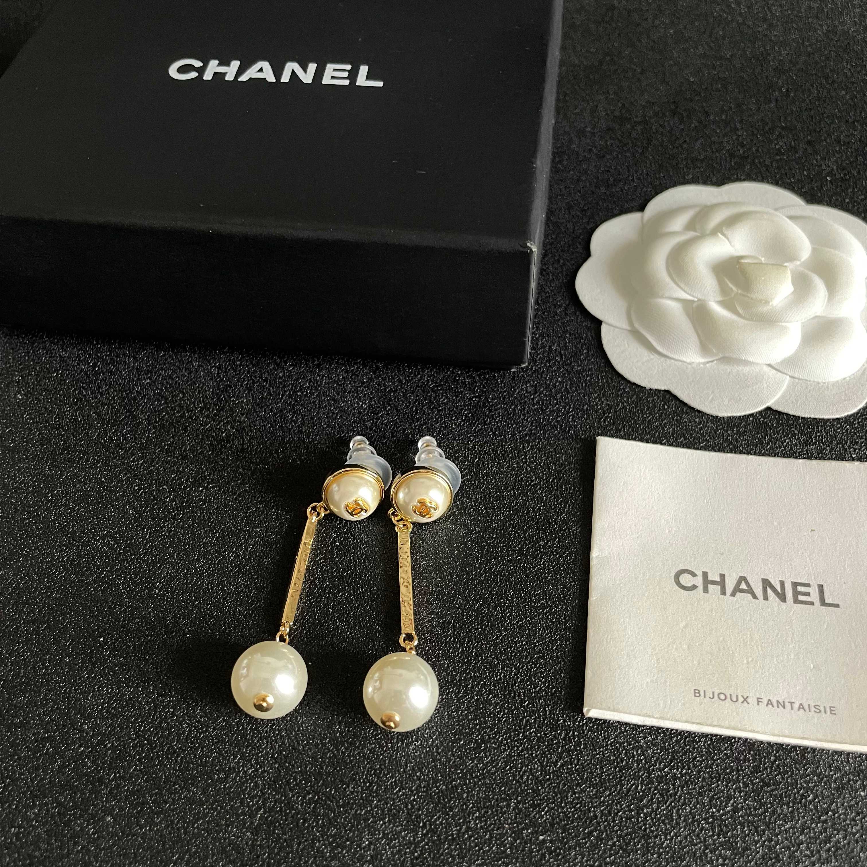 Chanel CC Logo Pearl Drop Earrings earrings Gold-tone metal with cream white faux pearls 4 5cm drop length