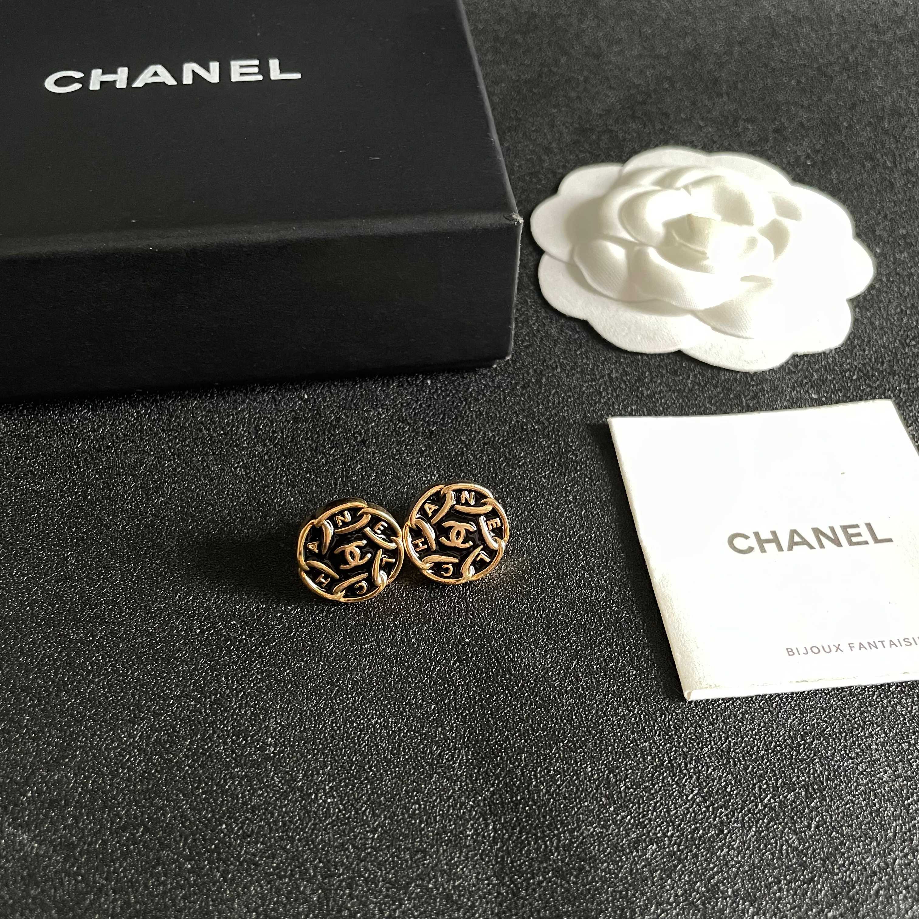 Chanel CC Logo Round Letter Button Stud Earrings earrings gold tone metal with black enamel 1 5cm diameter