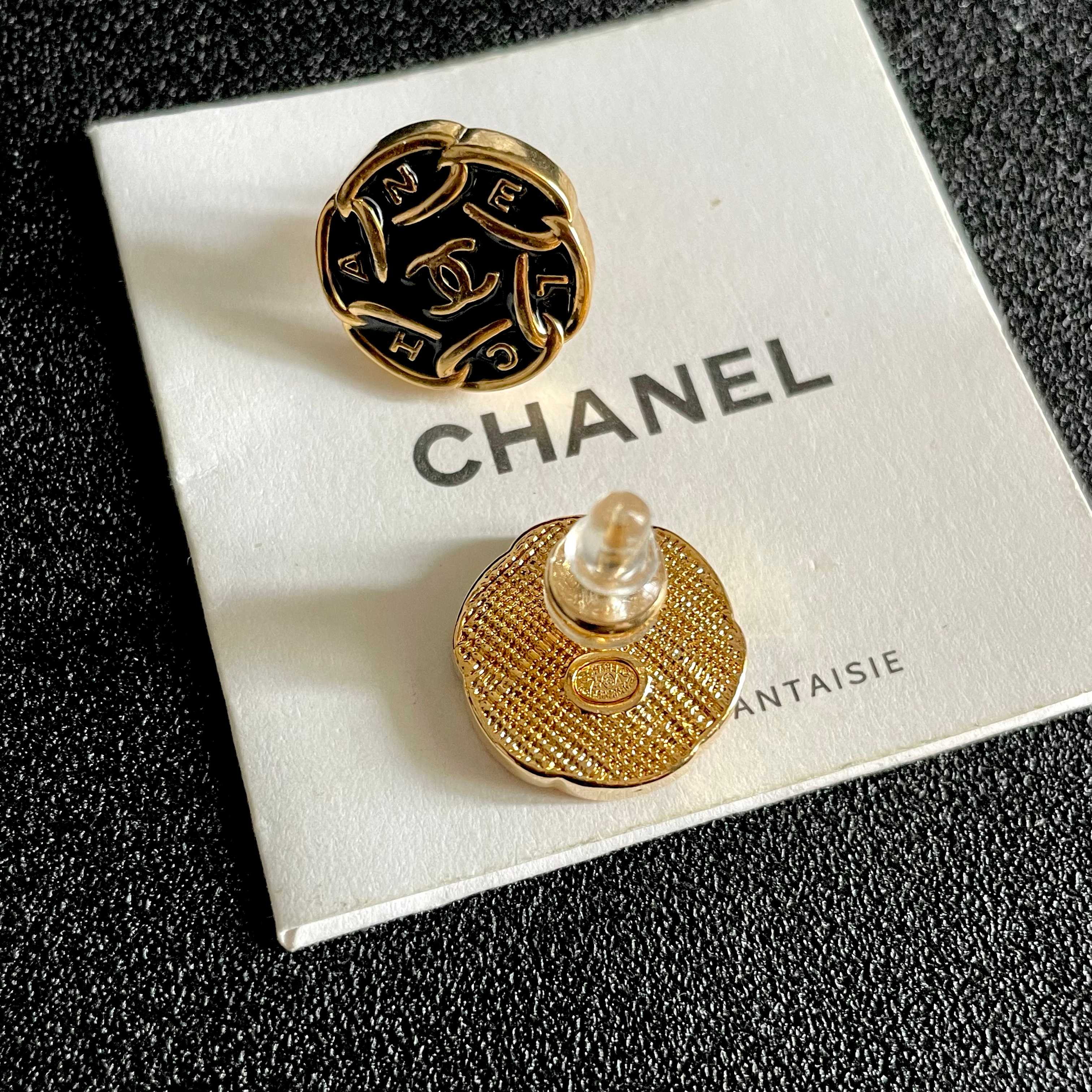 Chanel CC Logo Round Letter Button Stud Earrings earrings gold tone metal with black enamel 1 5cm diameter