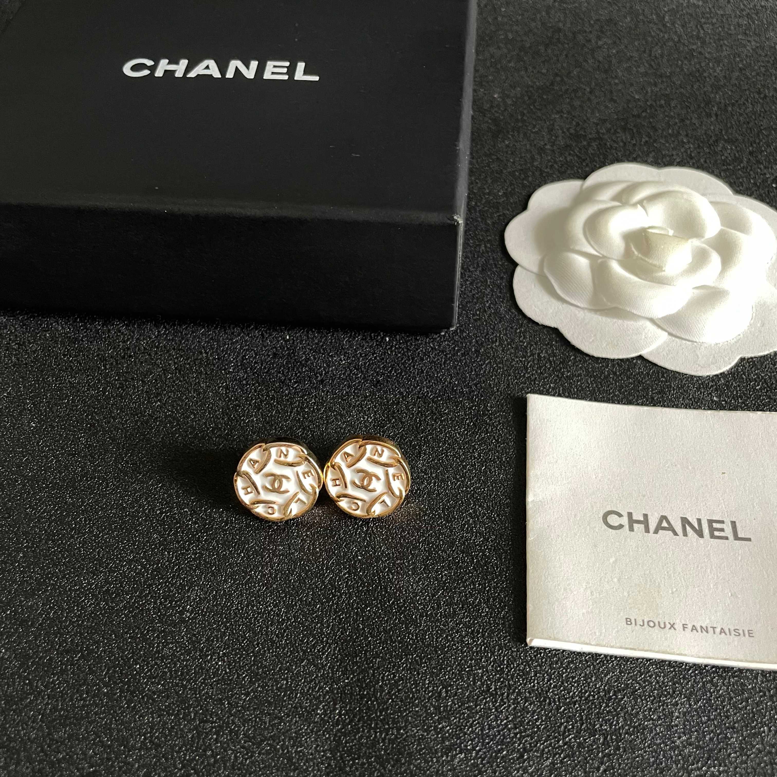 Chanel CC Logo Round Letter Stud Earrings earrings gold-tone metal with white enamel 1 5cm diameter